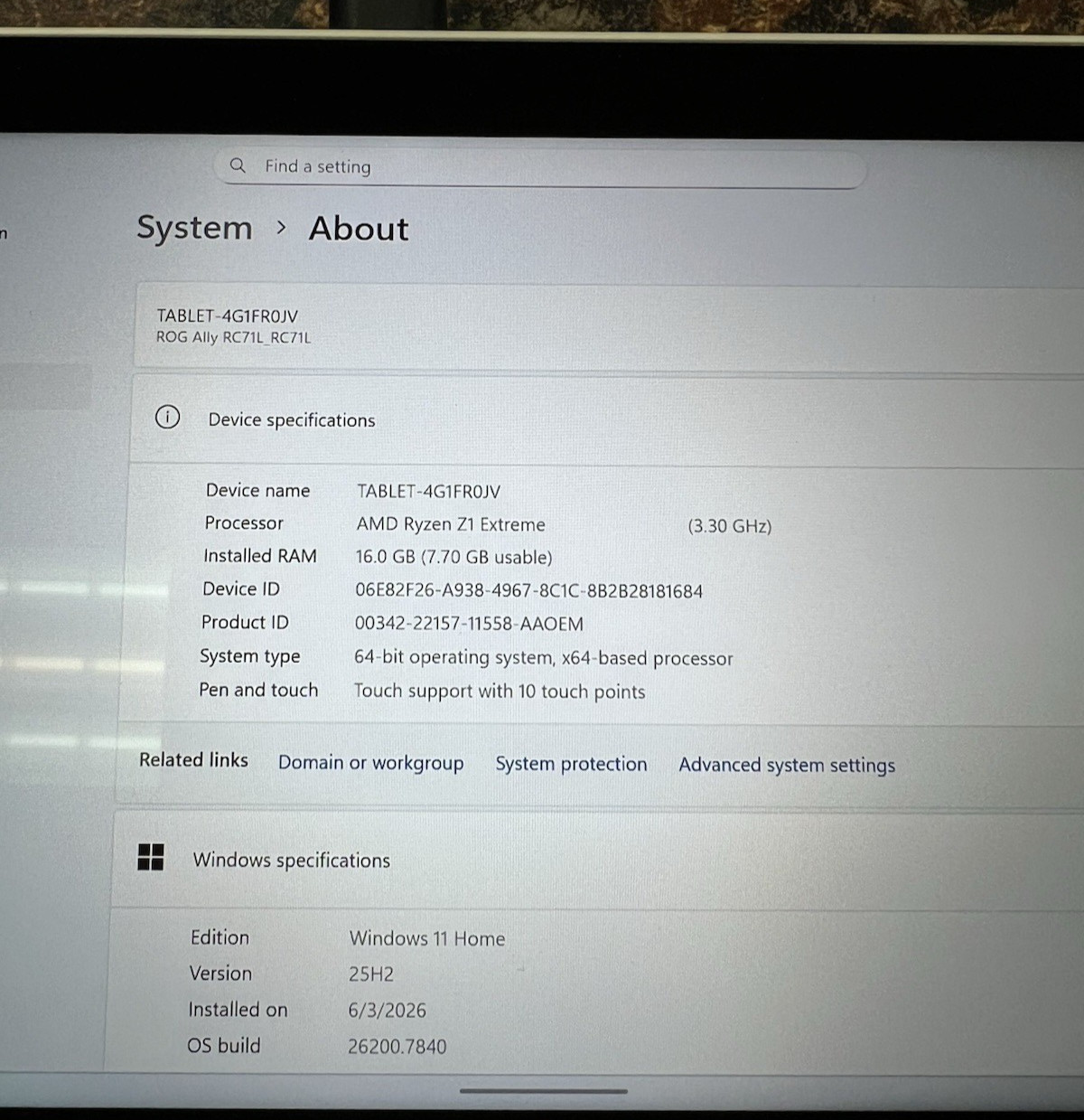 Asus ROG Ally 7″ AMD Ryzen Z1 Extreme 16GB RAM 512GB b-2