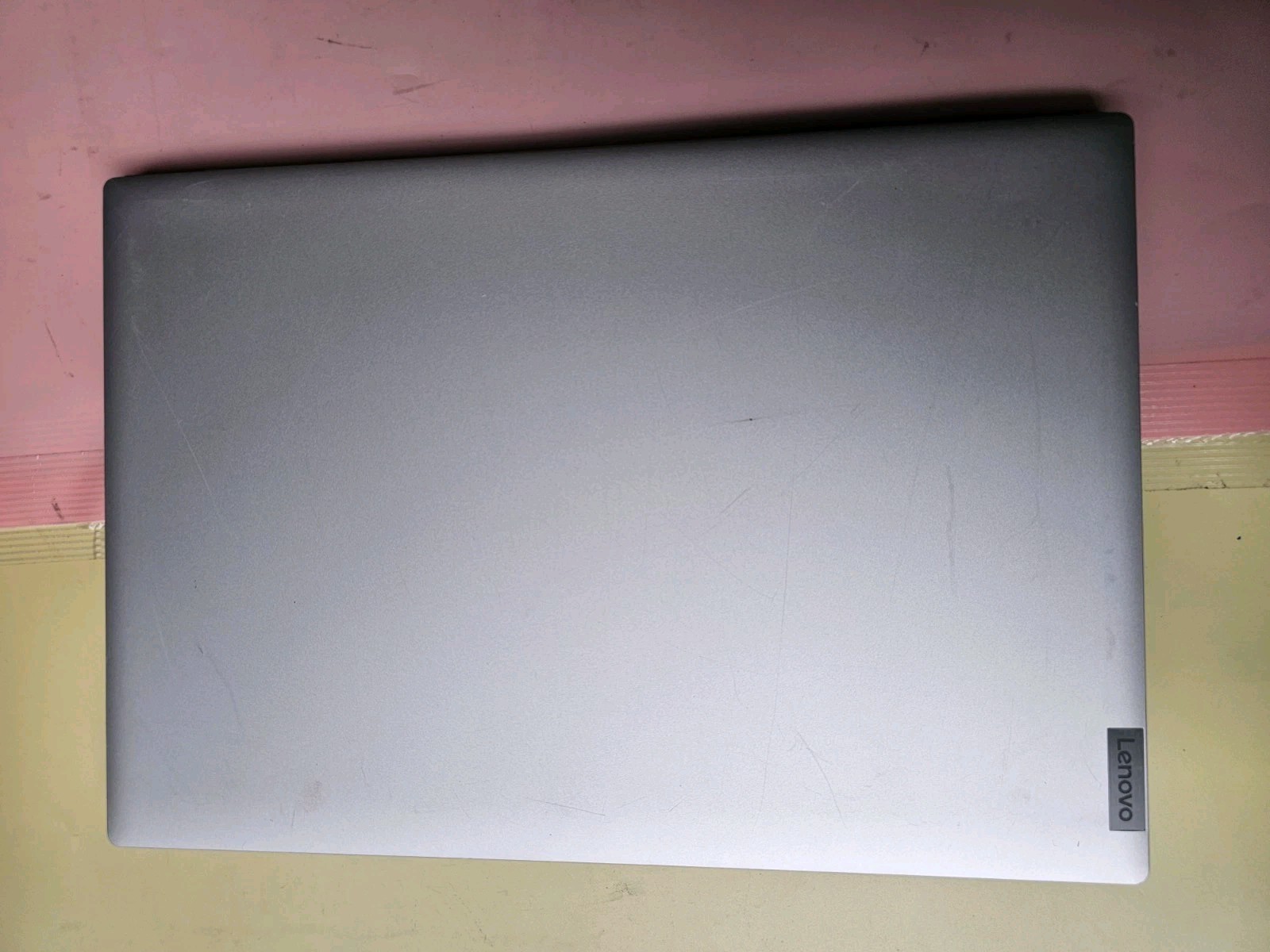 Lenovo IdeaPad 3 171ML05 10th Gen Intel Core i3 0GB SSD Cracked Screen