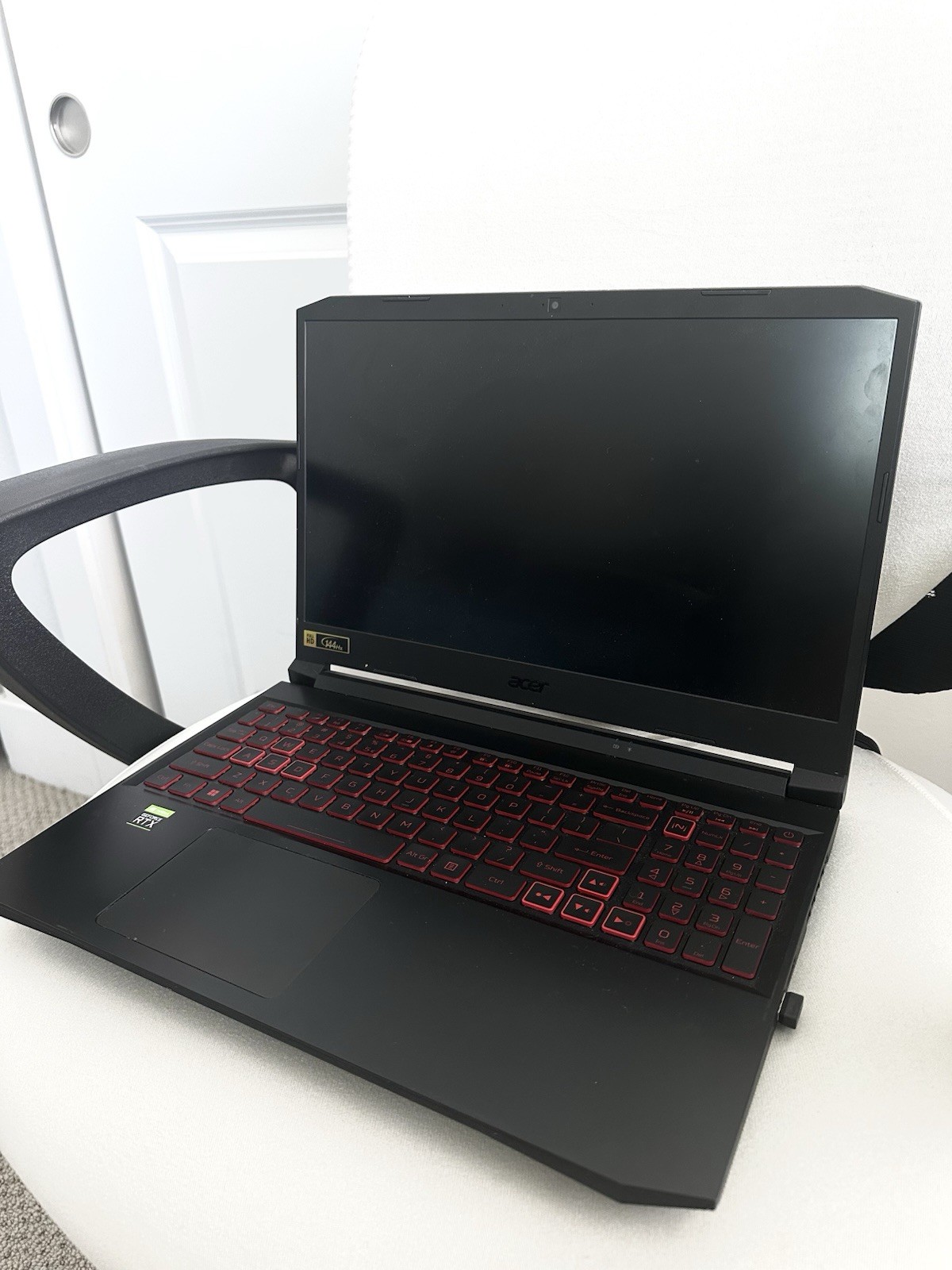 Acer Nitro 5 AN515-57-79TD Gaming Laptop + FREE Mouse and Backlit Keyboard