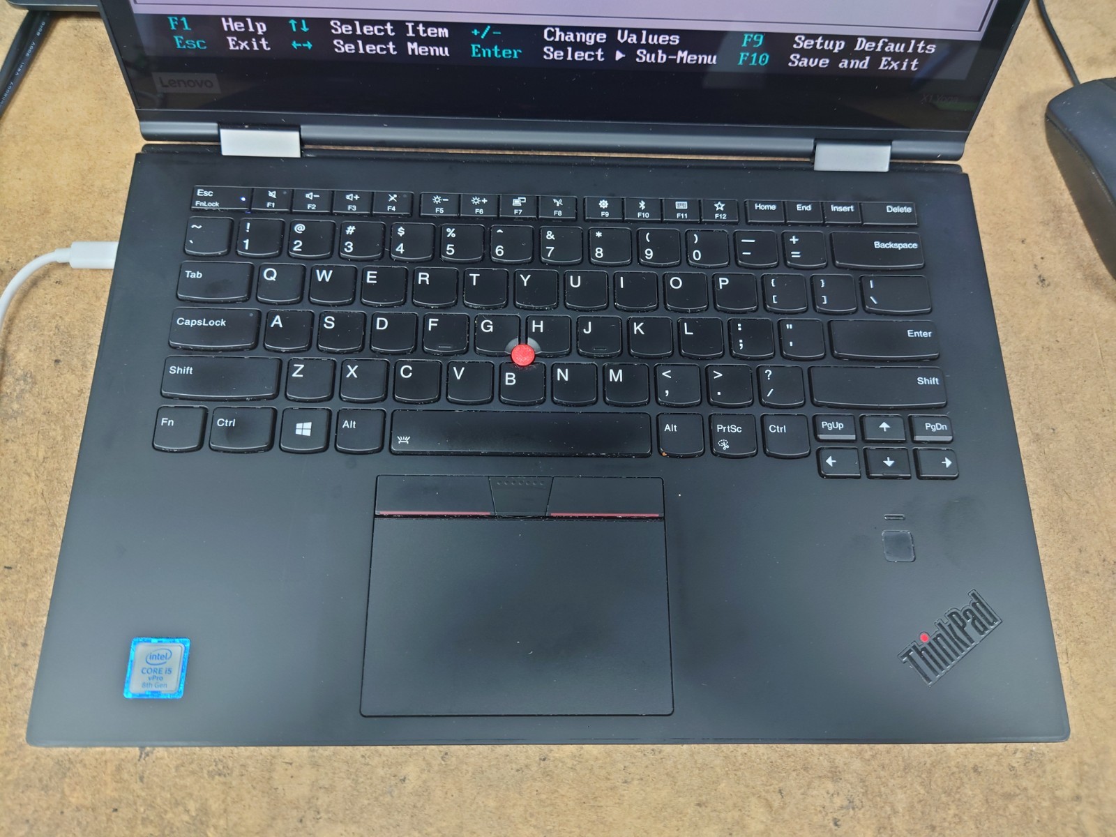 Lenovo ThinkPad X1 Yoga 3rd Gen 14″ FHD i5-8350U 8GB RAM 256GB SSD No OS