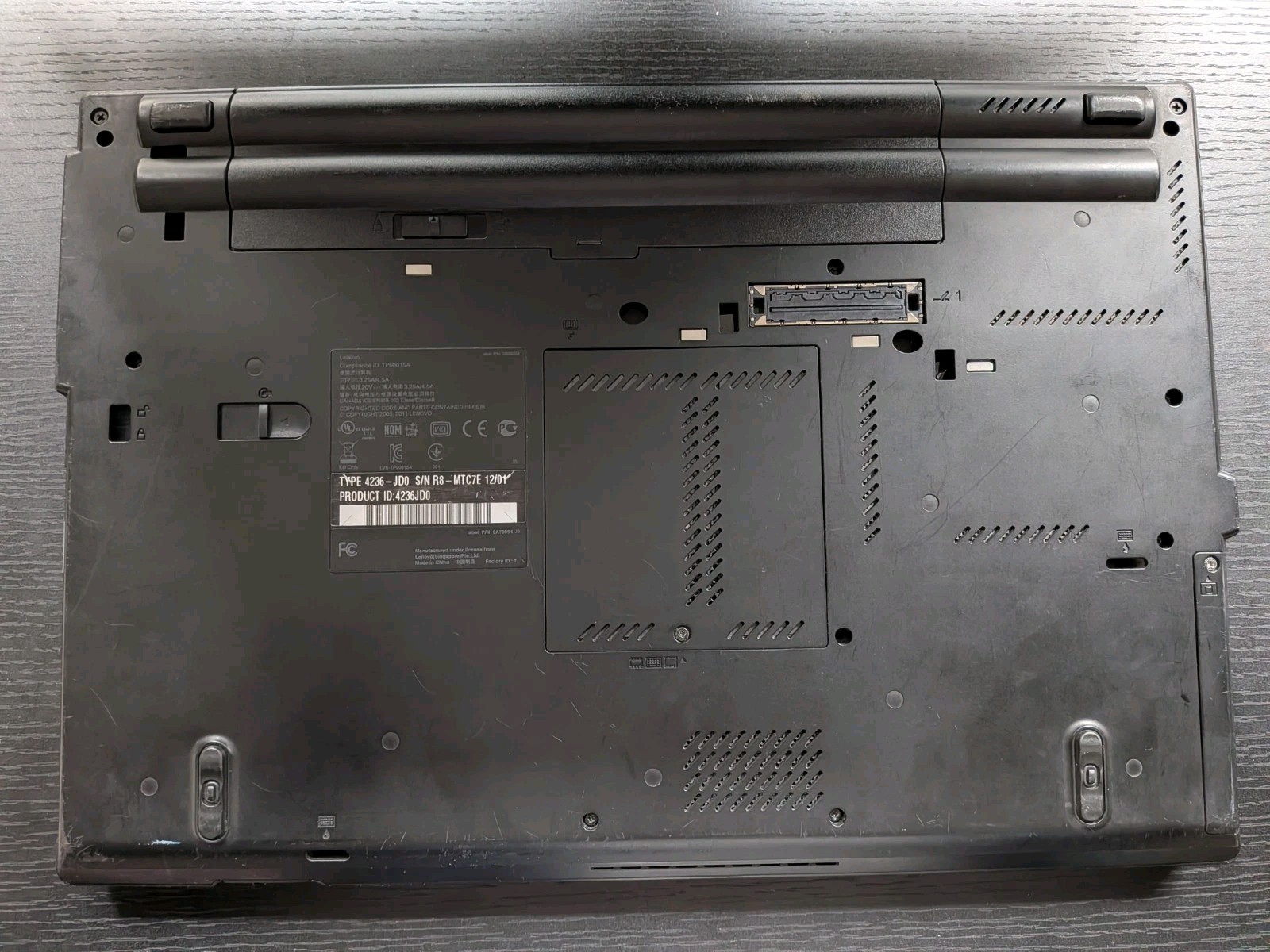 Lenovo ThinkPad T420 | i7-2670QM | 8GB RAM | NO HDD | NO OS