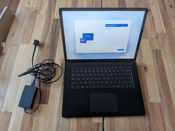 Microsoft Surface Laptop 5 15″ (256GB SSD, Intel Core i7 12th Gen., 2.70 GHz