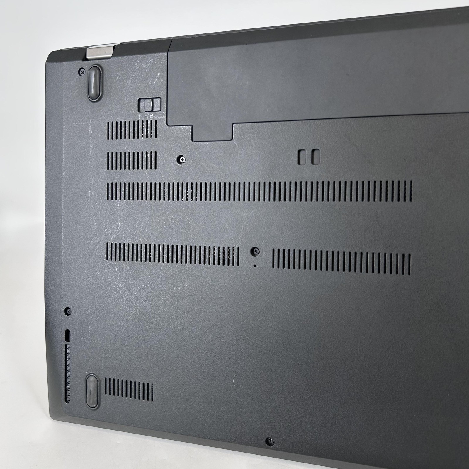 Lenovo ThinkPad T580 15.6 FHD TOUCH i7-8650U 1.90GHz 16GB 256GB SSD FRAME SPLIT