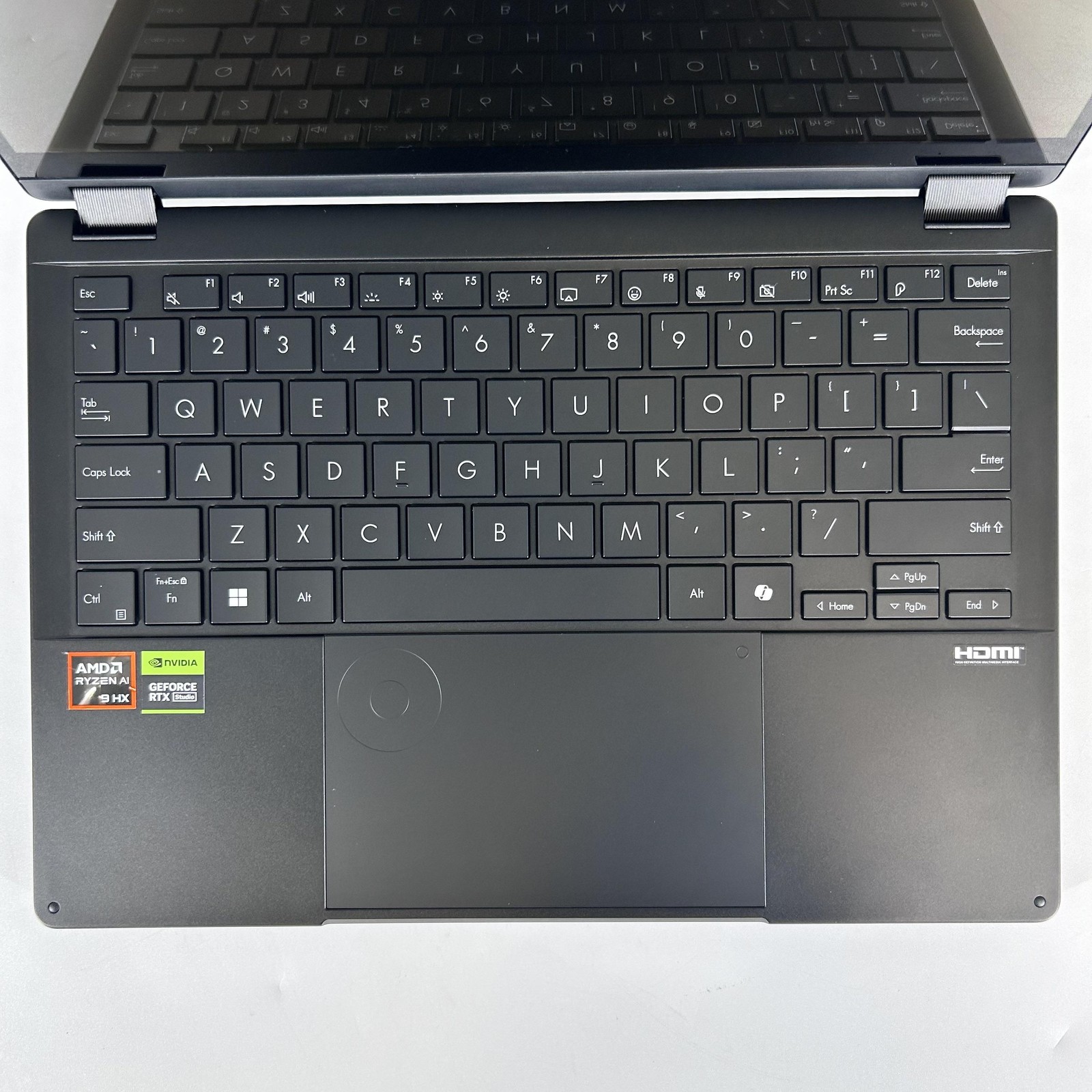 Asus ProArt PX13 QHD+ TOUCH 2.0 GHz Ryzen AI 9 HX 370 32GB 1TB SSD RTX 4060 Good
