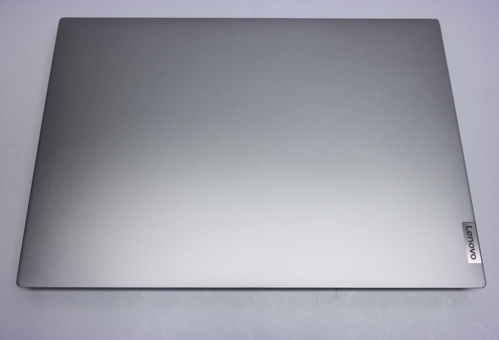 Lenovo Slim 7i 16″ Intel Core i7-12700H 16GB RAM 1TB SSD