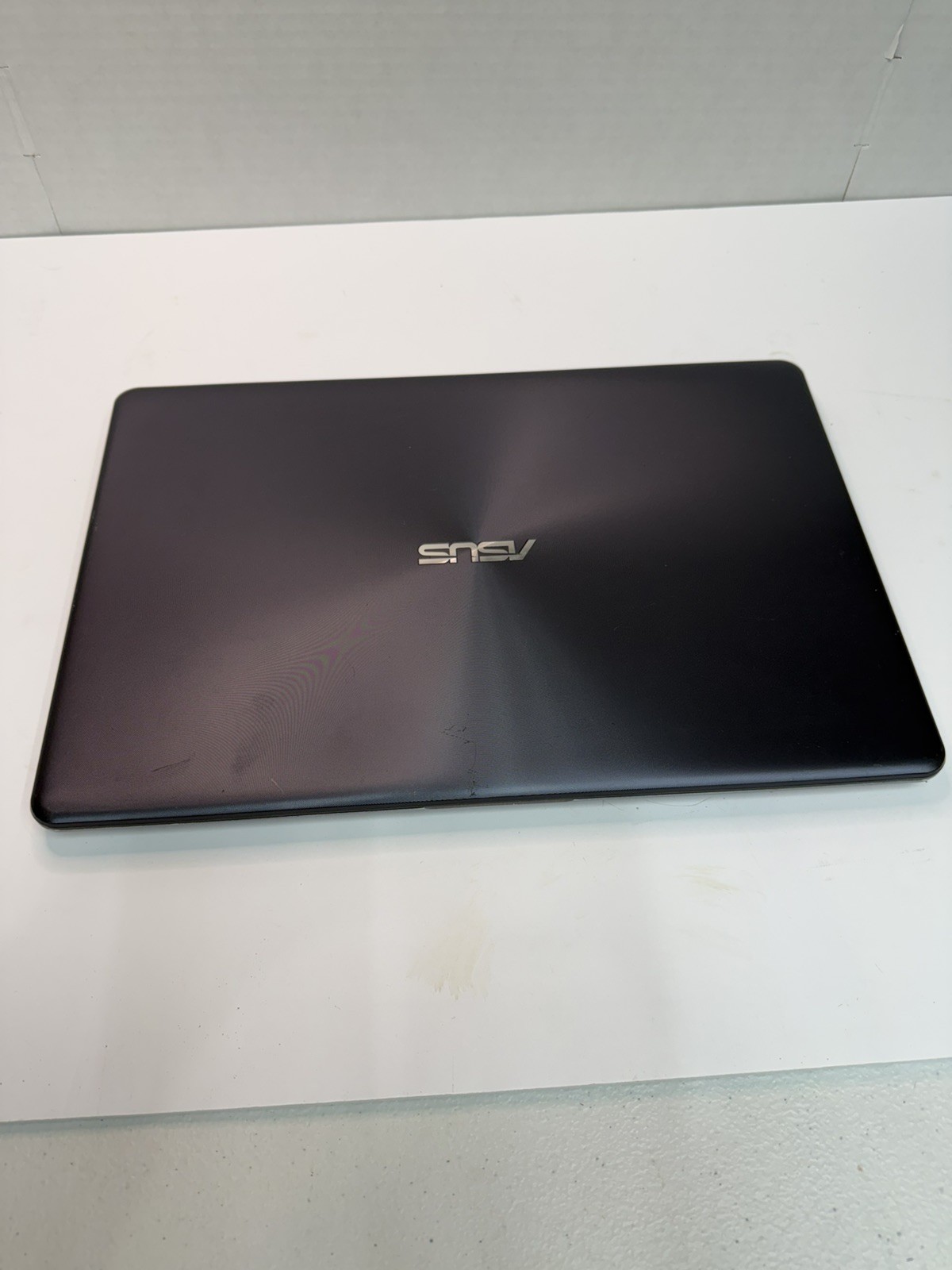 ASUS Laptop X510UAR 15″ Core i5-8250U 1.6GHz 8GB RAM With Charger