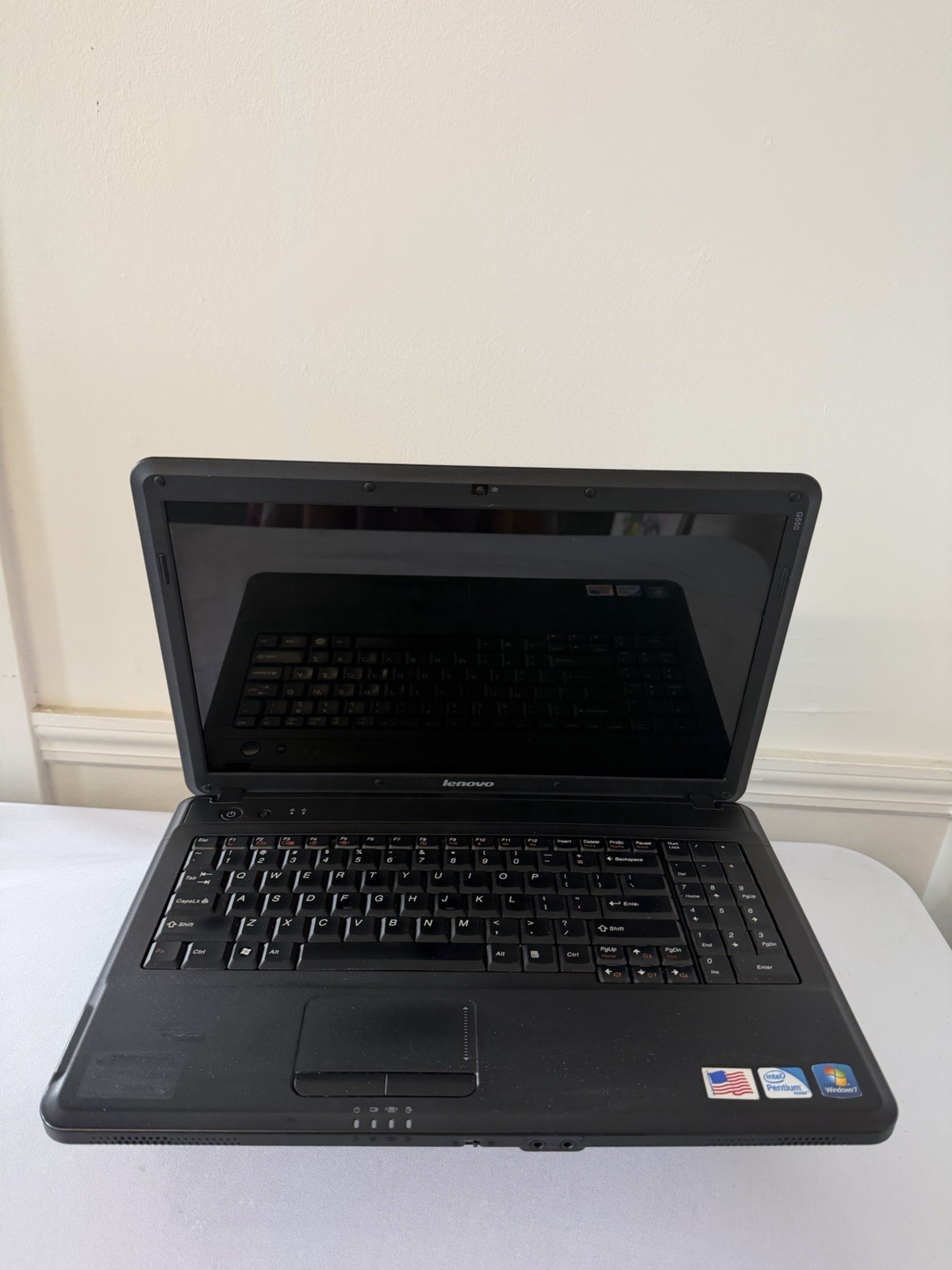 Lenovo G550-2958 Laptop – Good Screen – Intel Pentium T4500 – RAM 4 GB- Read Des