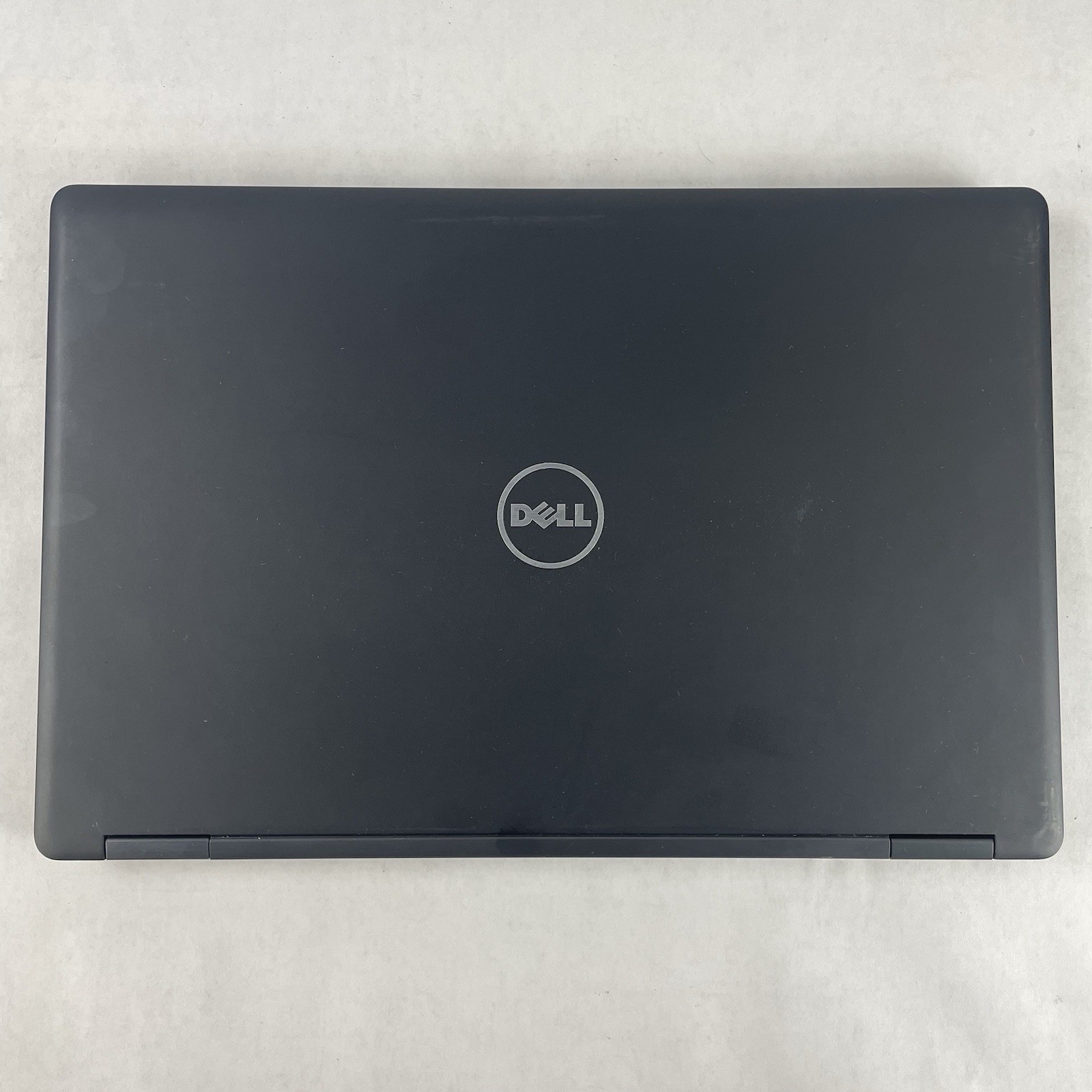 Dell Latitude 5580 15.6″ i5-7300U 2.60 GHz 8 GB RAM No SSD No OS