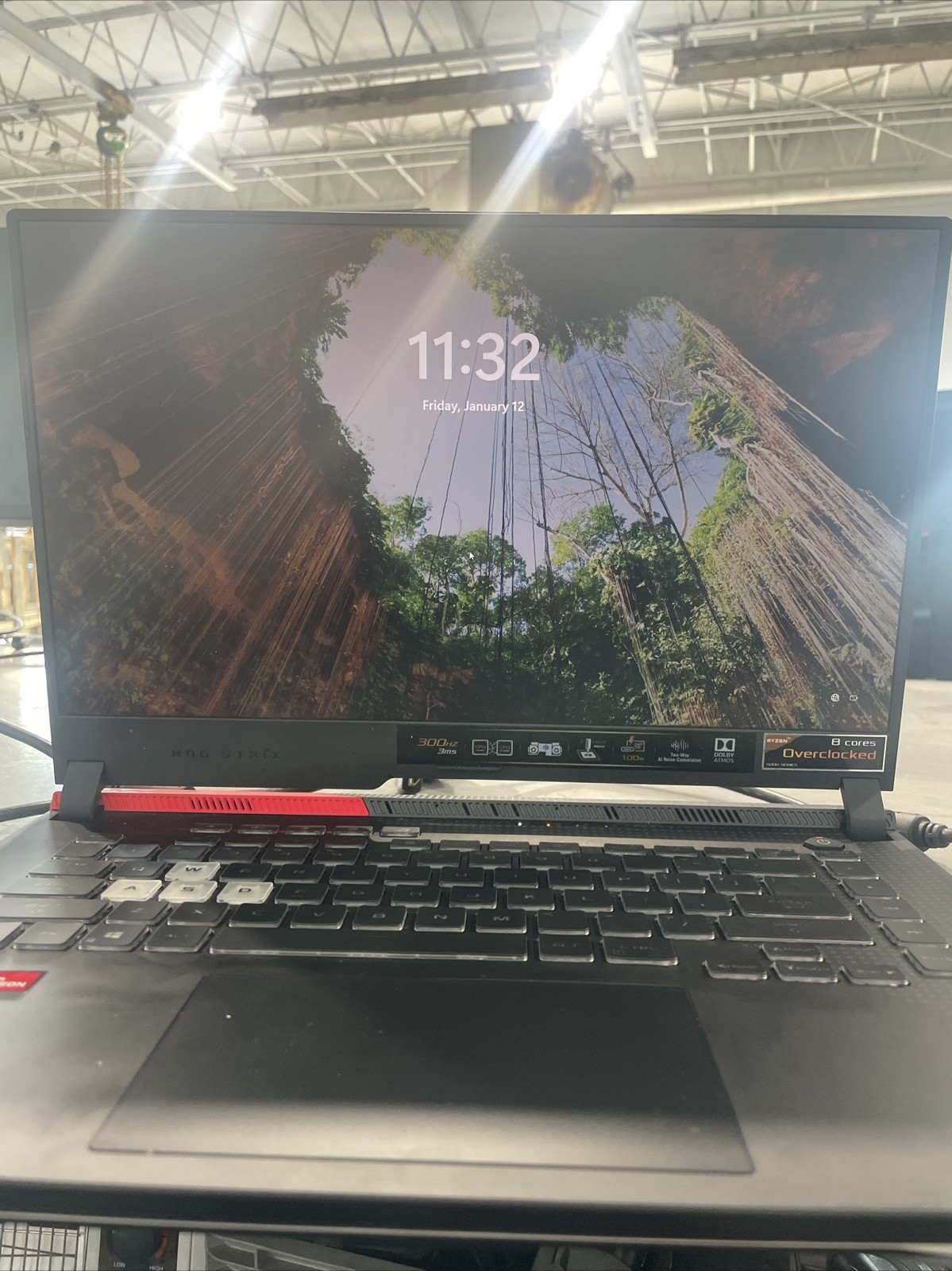ASUS ROG Strix G15 Advantage Edition 15.6″ (512GB SSD, AMD Ryzen 9 5000 Series,