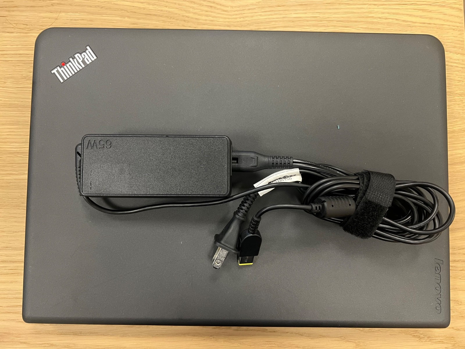 Lenovo E460 14 inch i5-6200U 2.3GHz 500GB 4GB Notebook / Windows 11 Pro