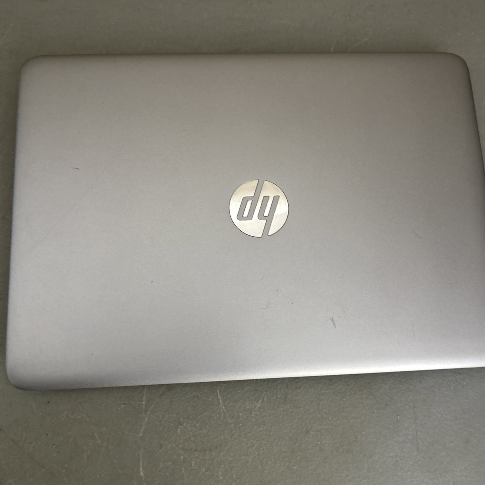 HP EliteBook 840 G4 14″ Core i5 8GB RAM, 256 GB SSD Window 11