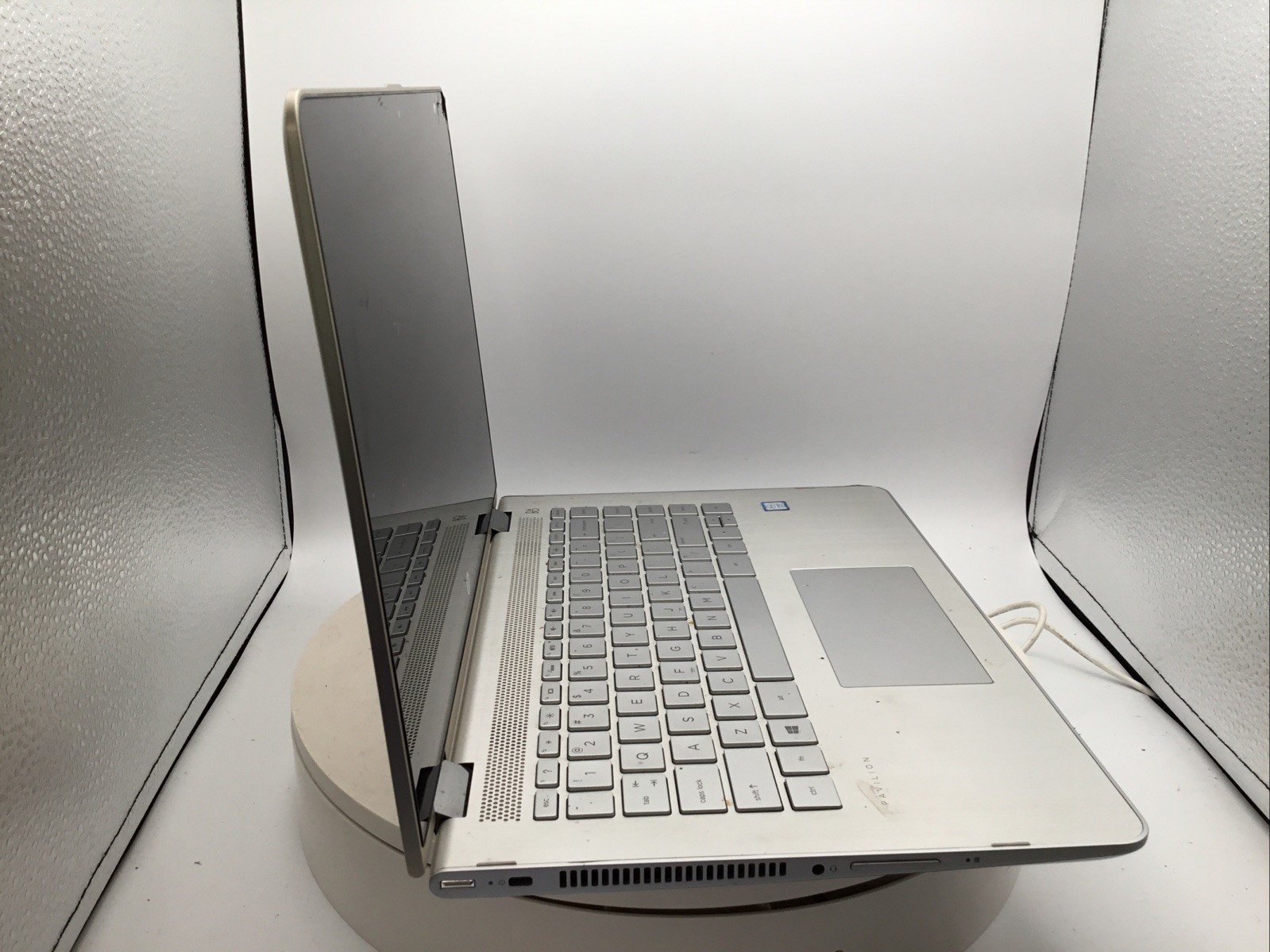 HP Pavilion x360 14″ Laptop i5-8250U 8GB RAM 128GB SSD Win11Home Used READ