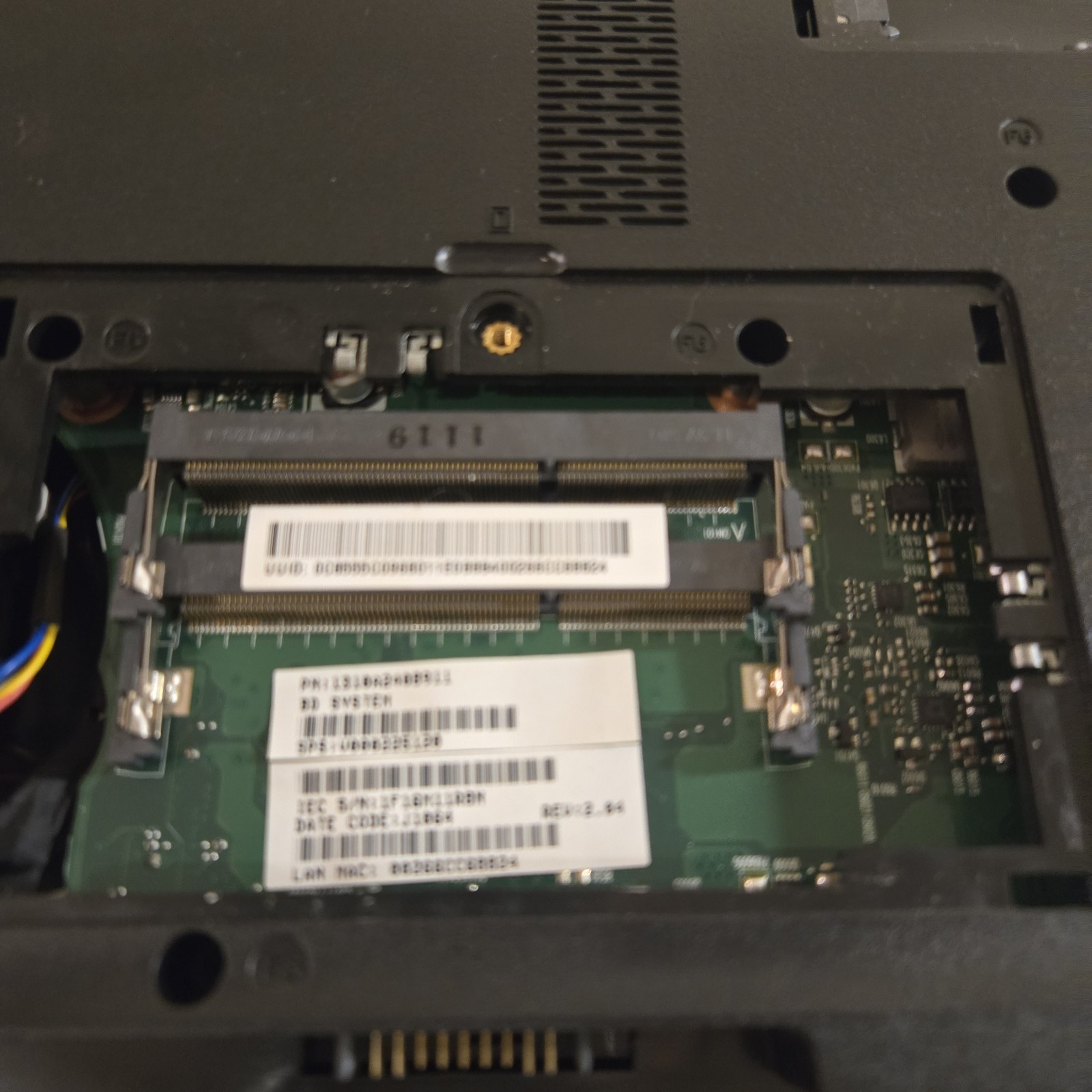 Toshiba Satellite C655D 15″ Laptop AMD C60 NO HDD/Battery/RAM/Power Cable WYSIWG