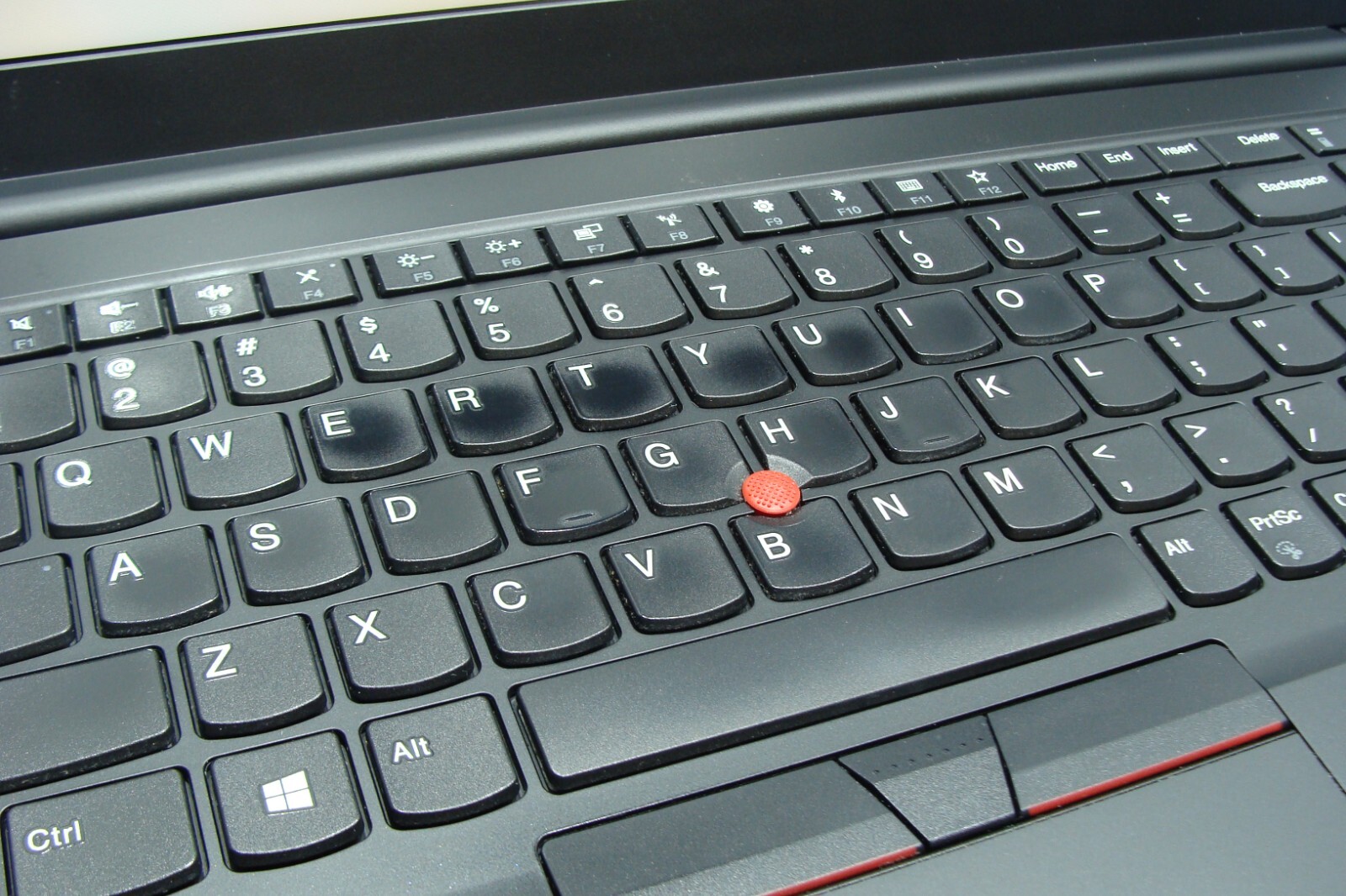 Lenovo ThinkPad E15 15.6″FHD Intel i5-10210U 1.6Ghz 8GB 256GB SSD Windows 11 Pro