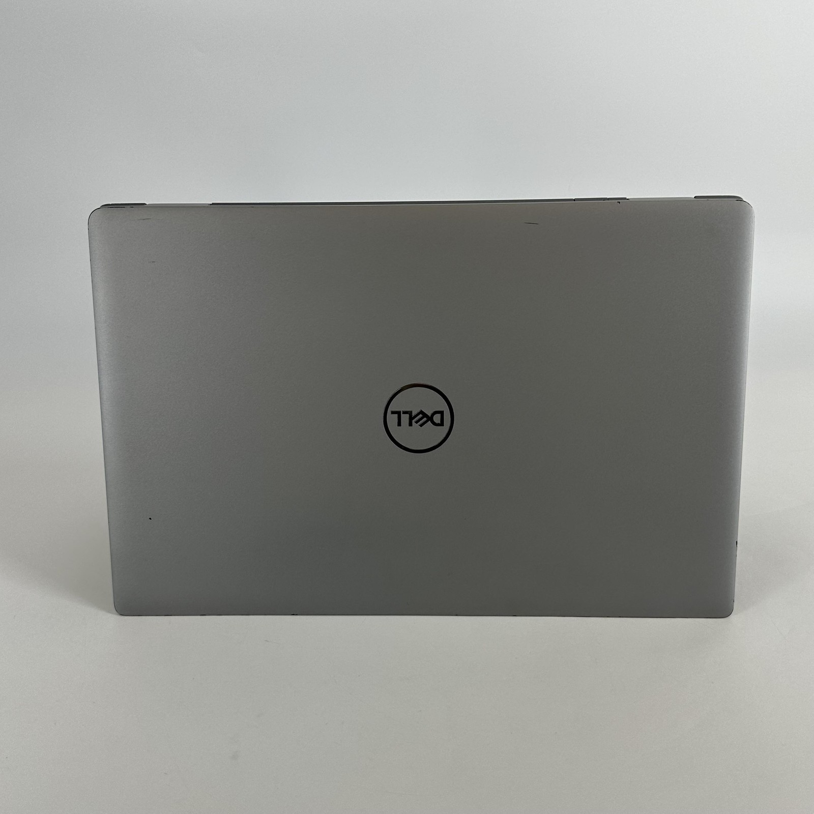Dell Latitude 5520 15 Gray FHD i7-1185G7 3.00GHz 32GB RAM 512GB SSD DAMAGED LCD