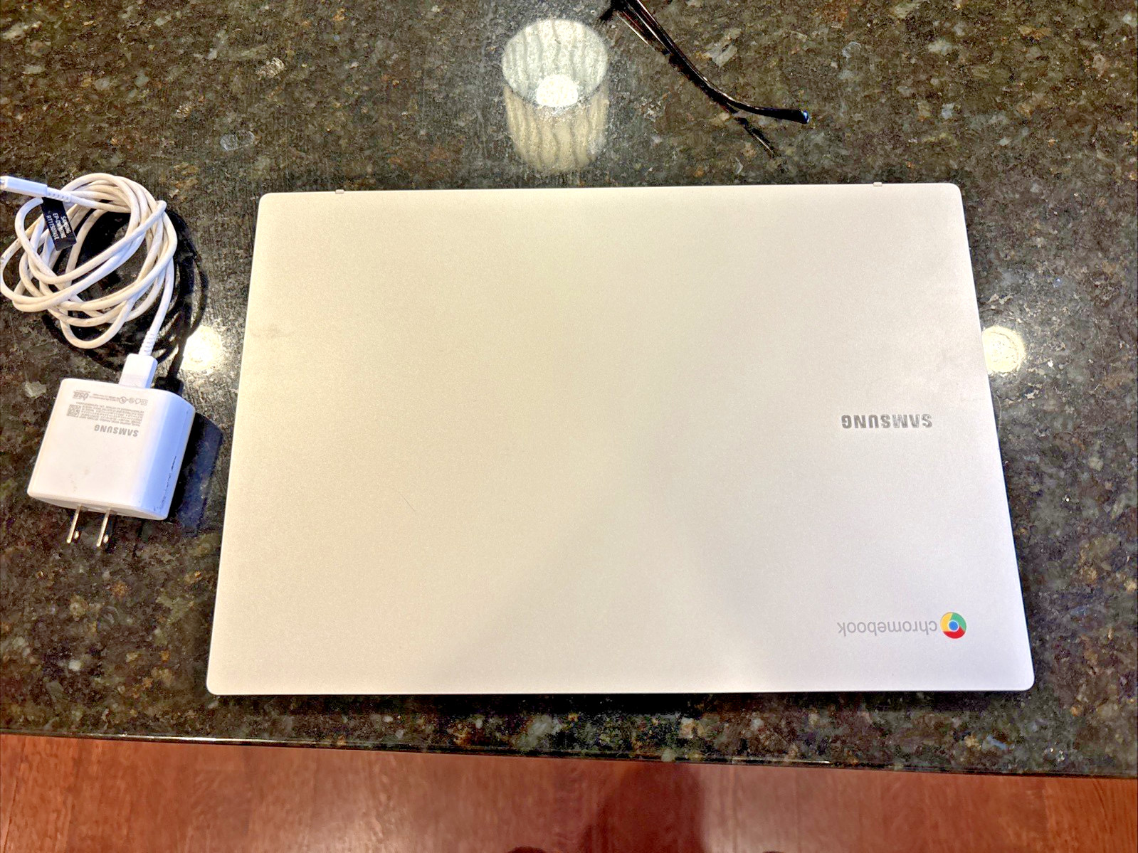 Samsung Galaxy Chromebook XE345XDA 14″ Celeron N4500 1.1GHz 4GB RAM 32GB