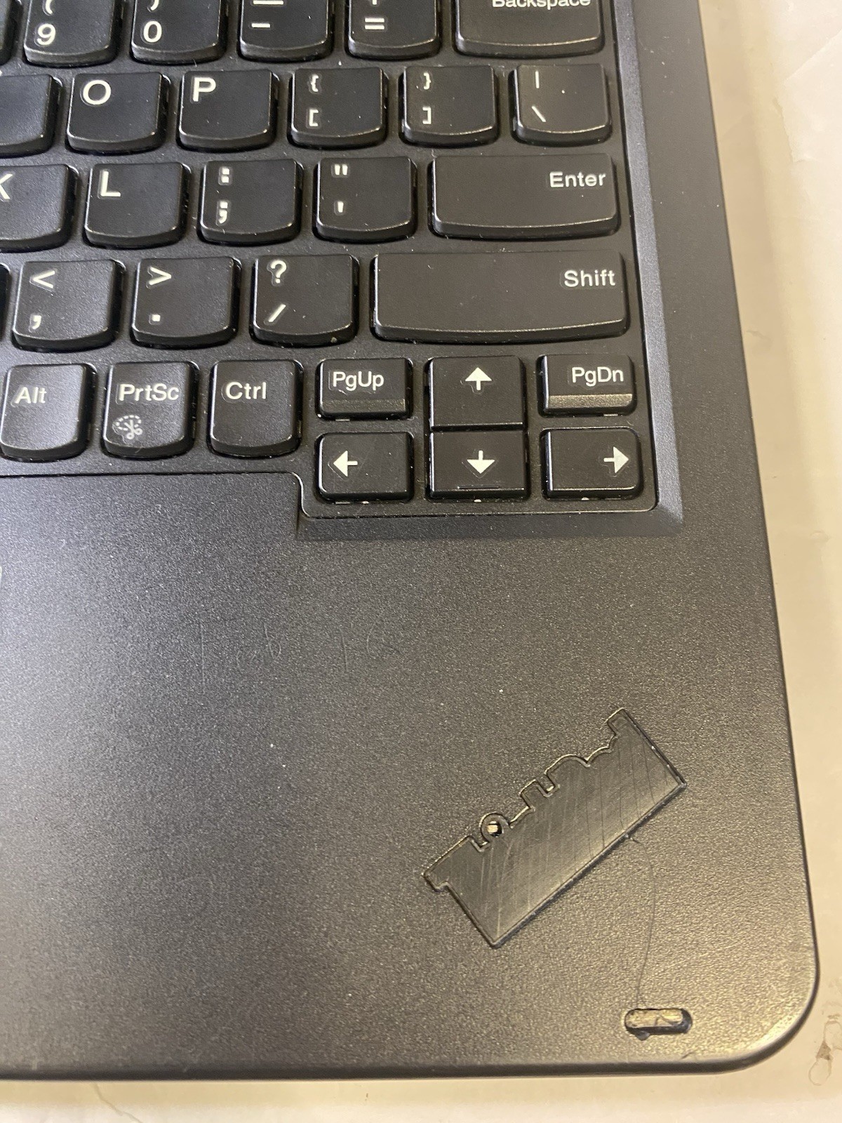 Lenovo ThinkPad Yoga 11e 11.6in 2 in 1 flip TouchScreen Windows 10