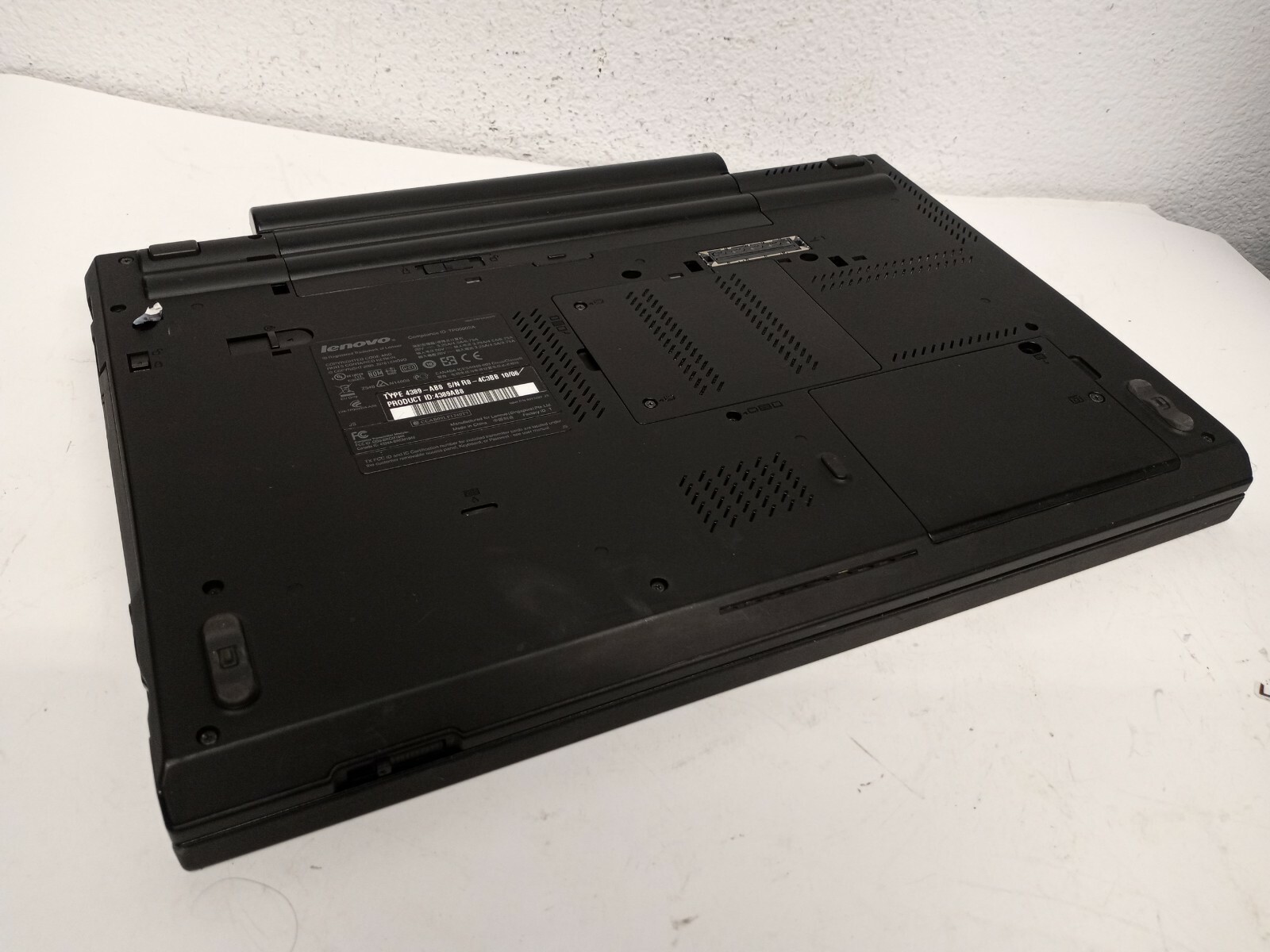 Lenovo ThinkPad W510 15.6″ Intel Core i7-Q720 1.60GHz 8GB 1TB HD NVIDIA FX 880M