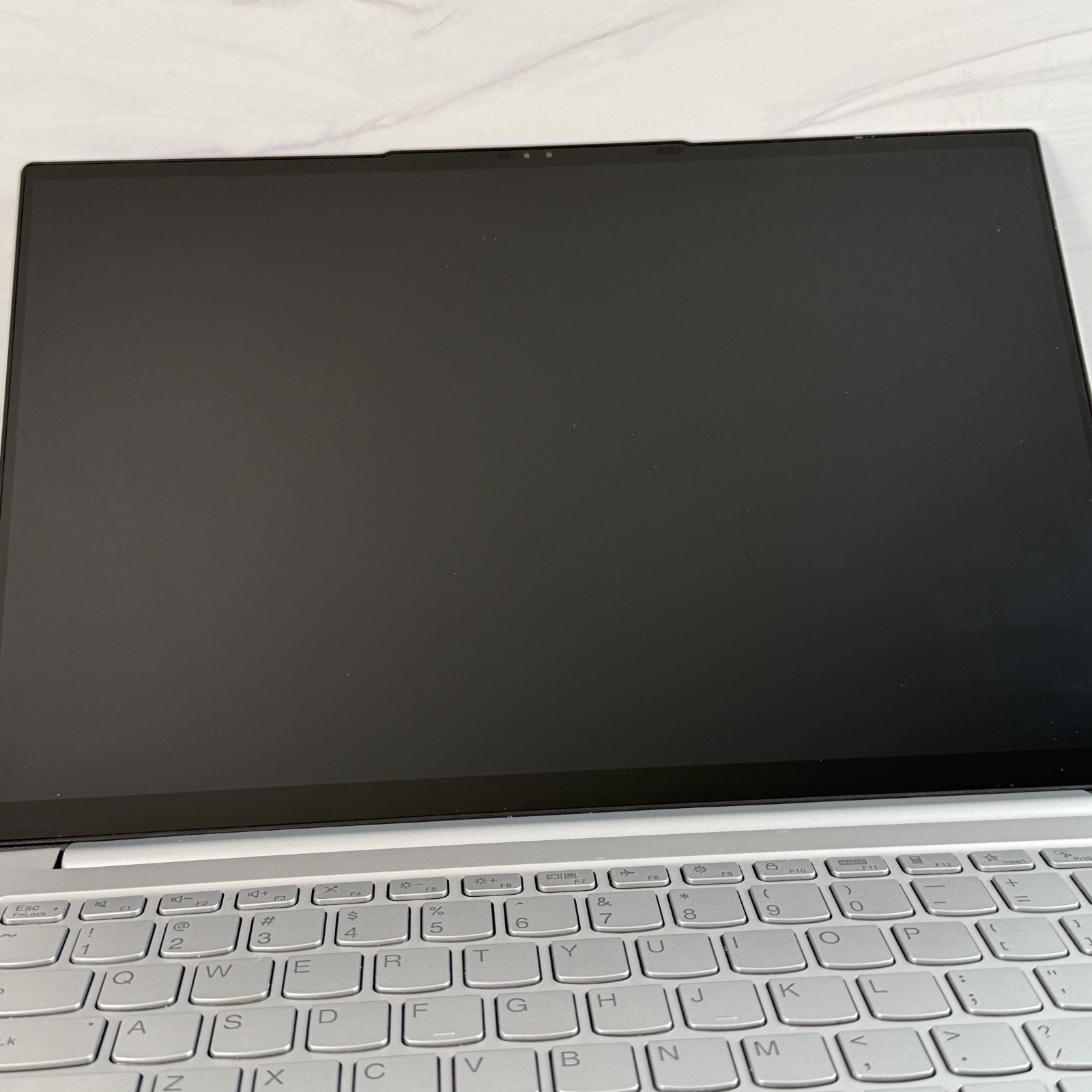 Lenovo Slim 7i 14IAP7 1 TB 16 GB Intel Core i7 2.1GHz Intel Xe Graphics #H456
