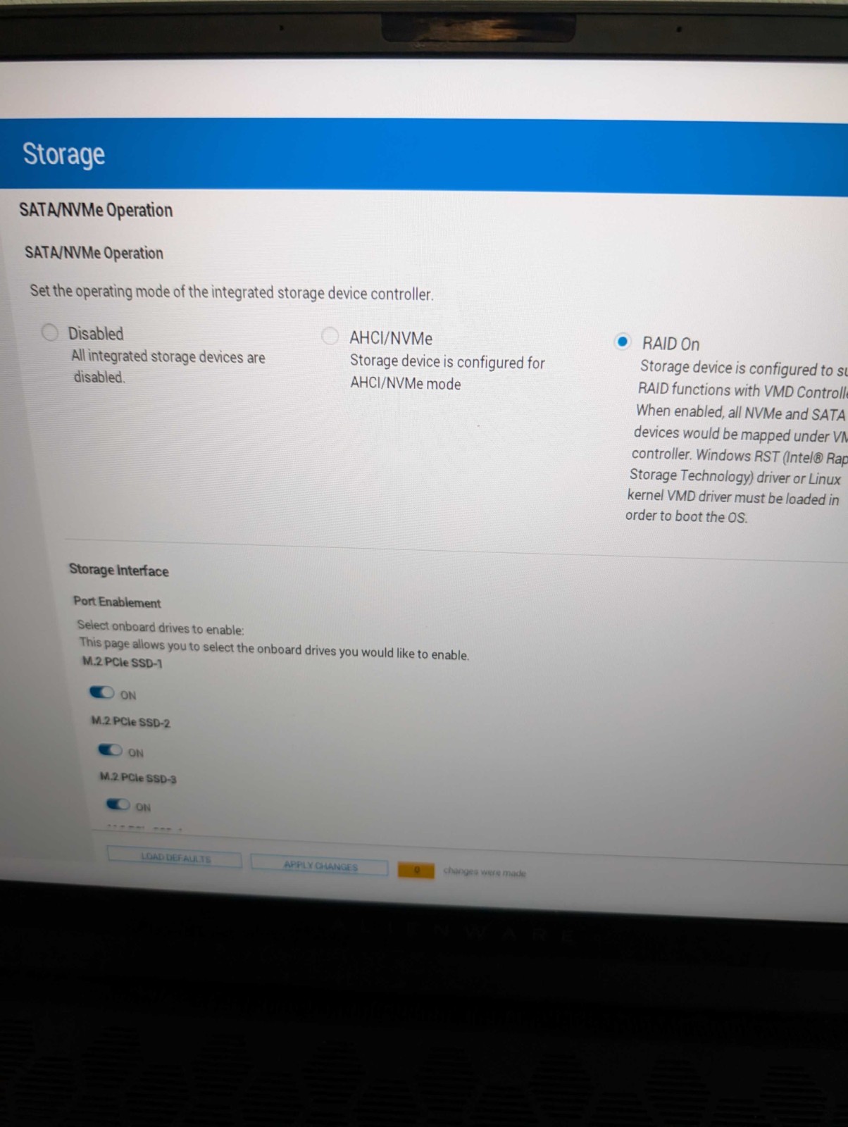 Dell Alienware M18 R1 13th Gen i9-13900HX 64GB 2TB RAID1 RTX4080 1920×1200 480Hz