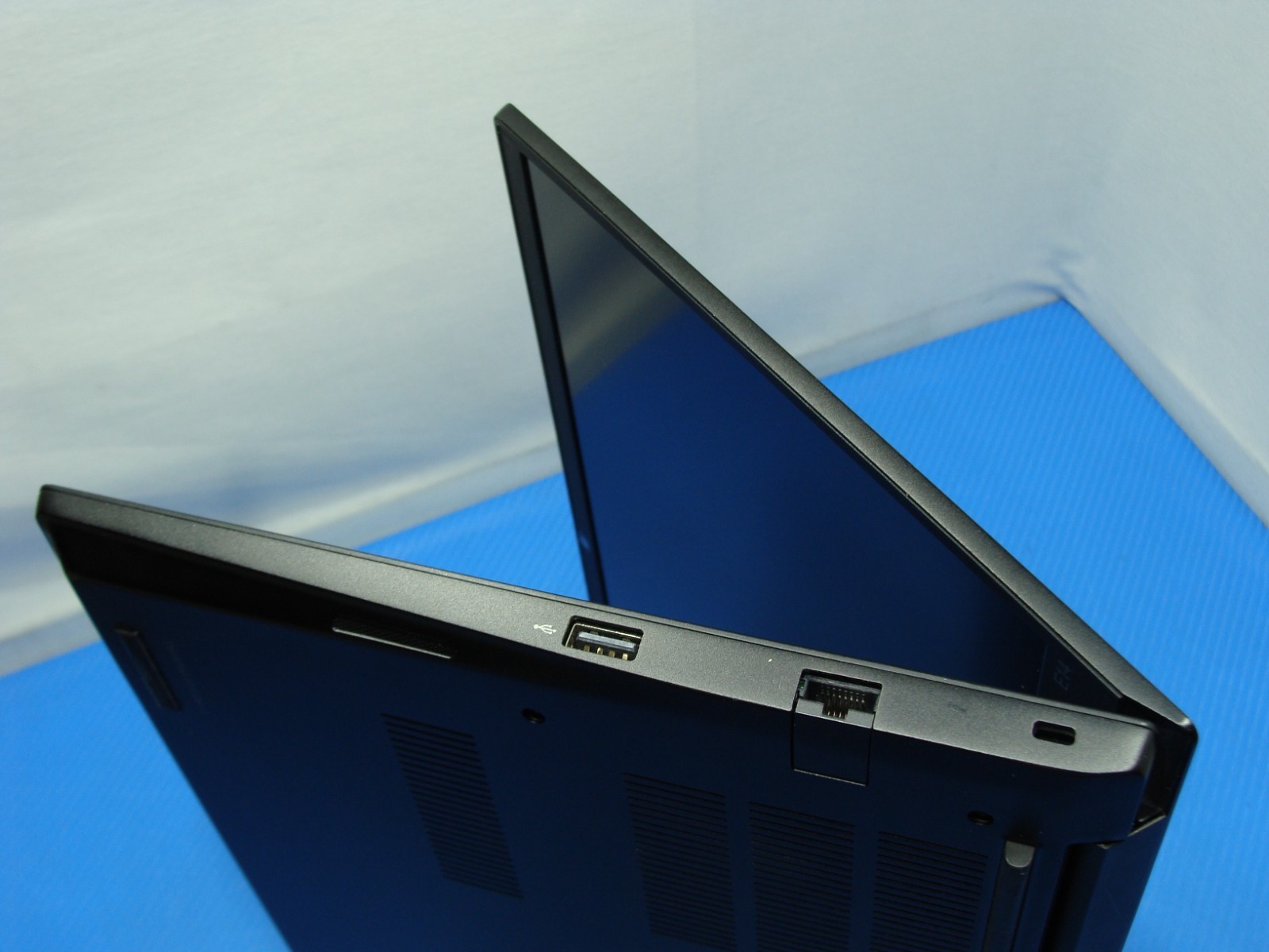Lenovo ThinkPad E14 Gen 2 14″ FHD i7-1165G7 2.8GHz 16GB 512GB SSD W11Pro +PA