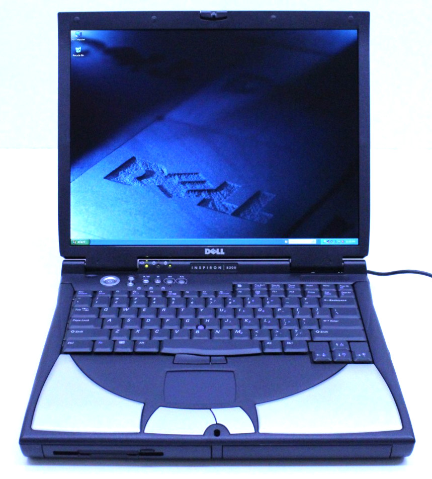 Dell Inspiron 8200 Pentium 4 @1.70GHz 1GB RAM 80GB HDD Windows XP Pro SP3
