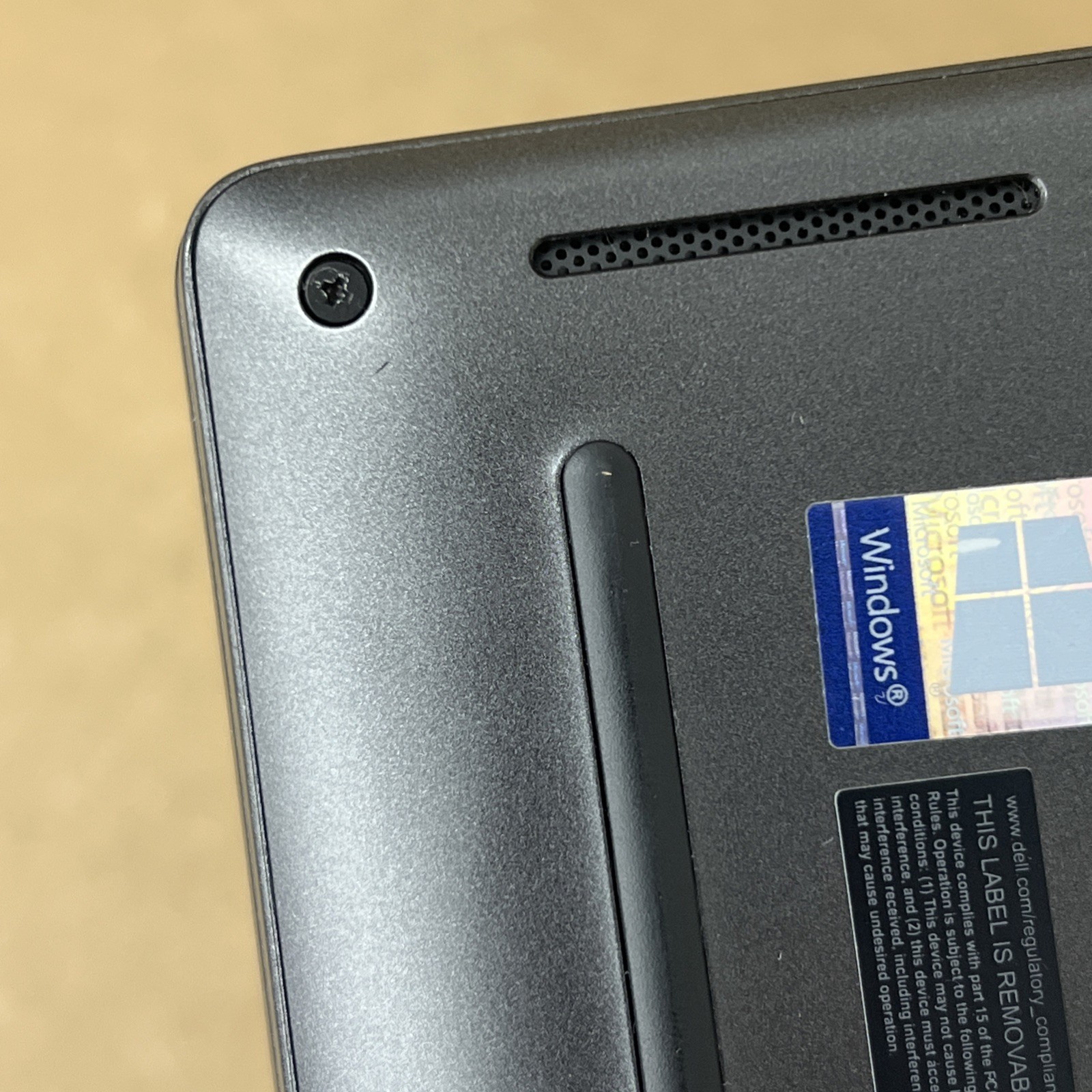 Dell Latitude 5300 2-in-1 i7-8665U 1.9GHz 32GB Ram 2TB SSD – Fair