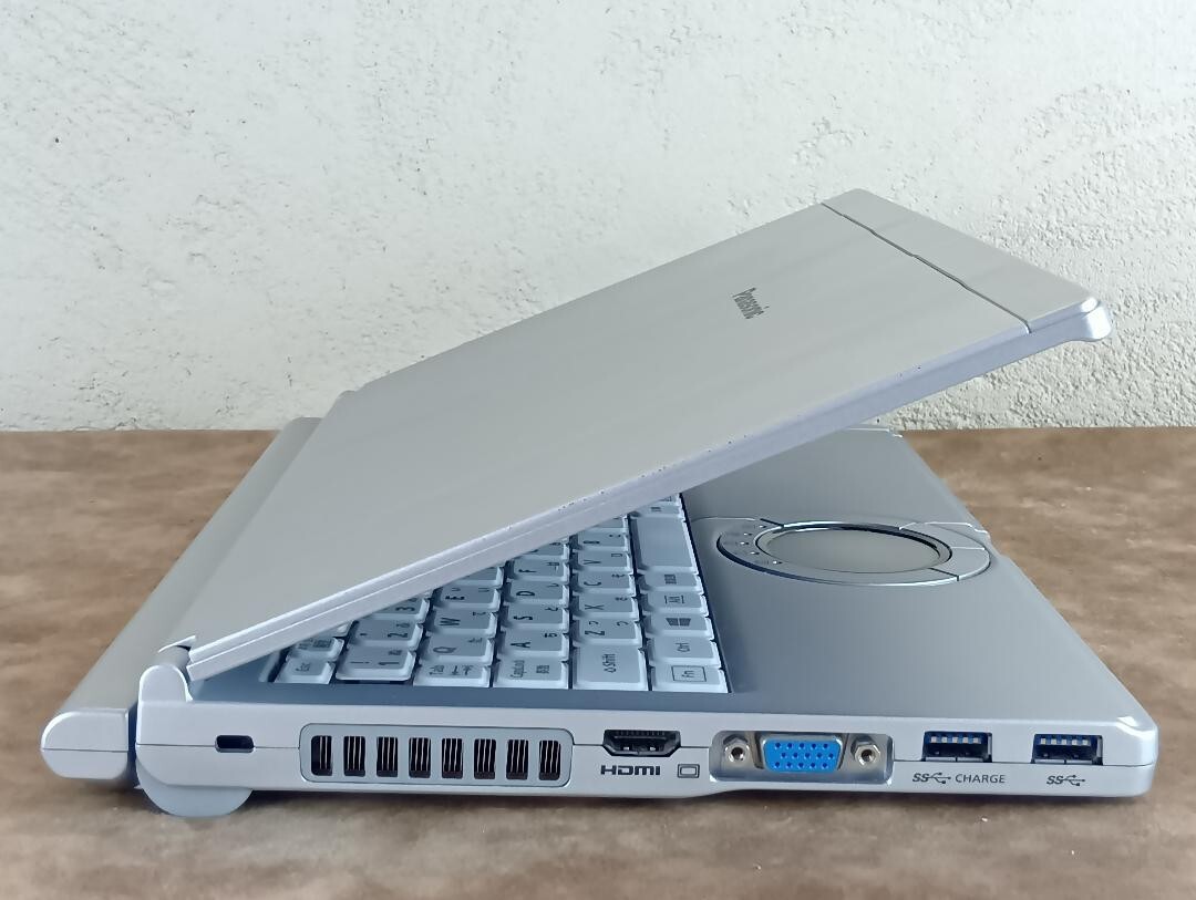 Panasonic Letsnote CF-SX3 Windows10 Pro Core i5 RAM4GB SSD 256GB 4GB Used