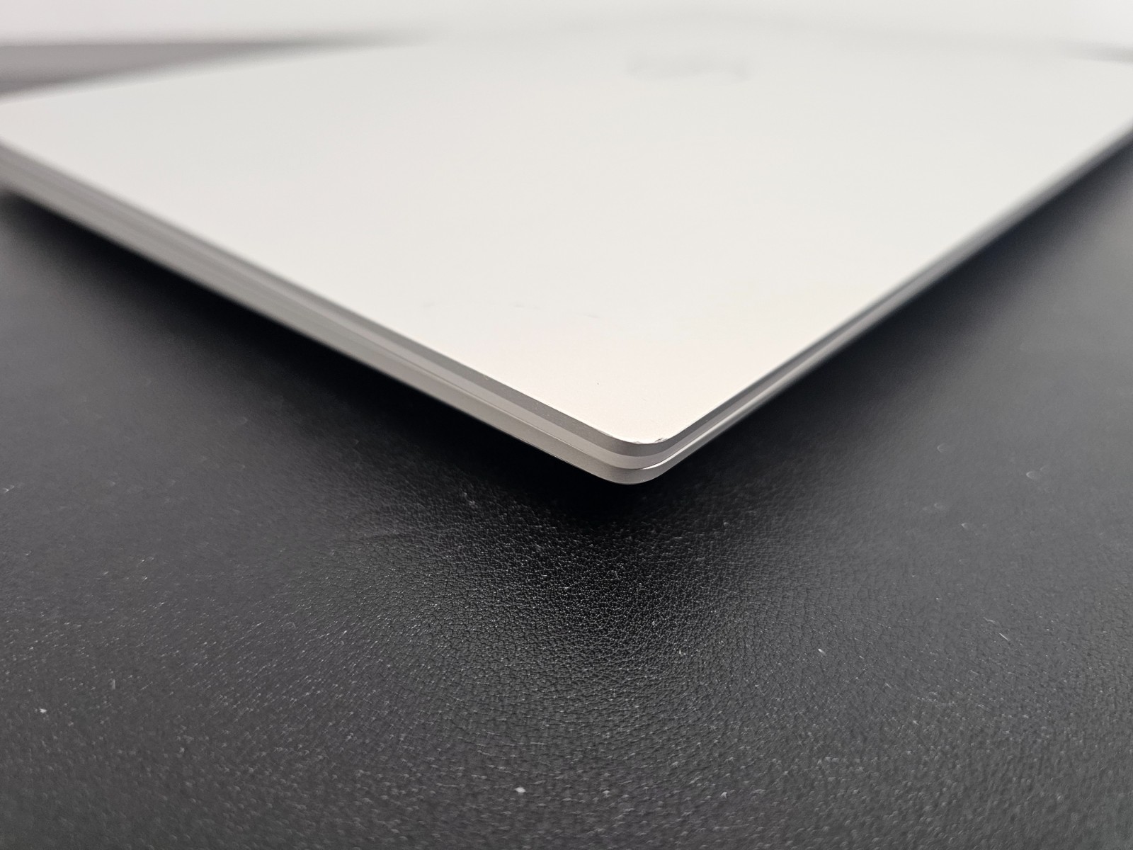 Dell XPS 9640 Ultra 7 155H RTX 4050 16GB Ram 256GB SSD 16.3″ Silver Win 11 Home