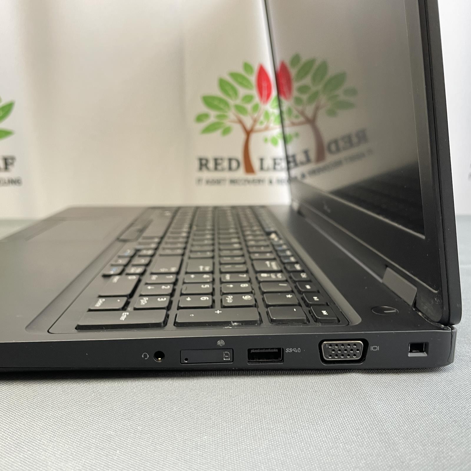 Dell Latitude 5590 15.6″, Core i5-8350U, 16 GB RAM, No SSD | AS IS (READ)