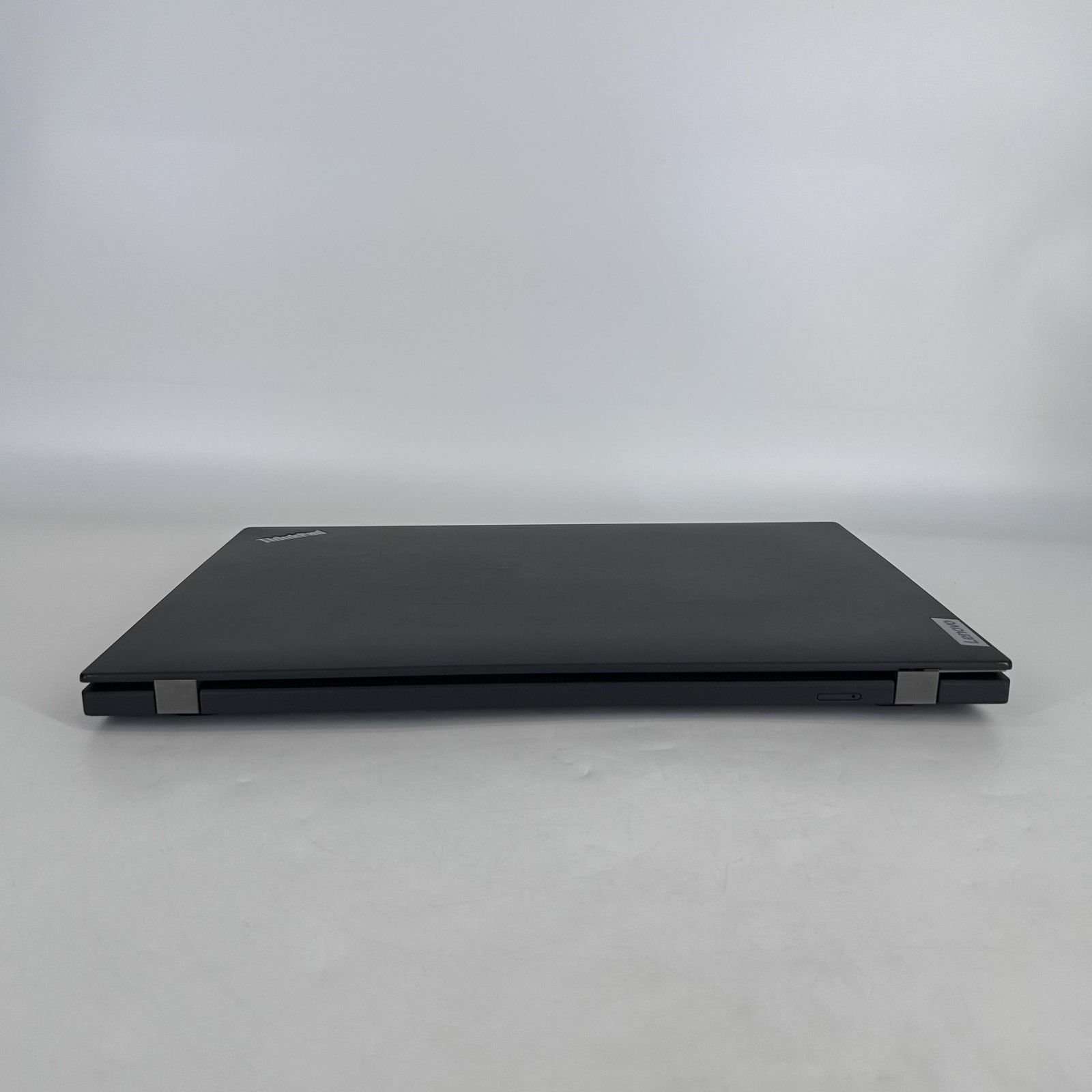 Lenovo ThinkPad P16s Gen 2 FHD+ 2.2 GHz i7-1360P 16GB 512GB RTX A500-FRAME SPLIT