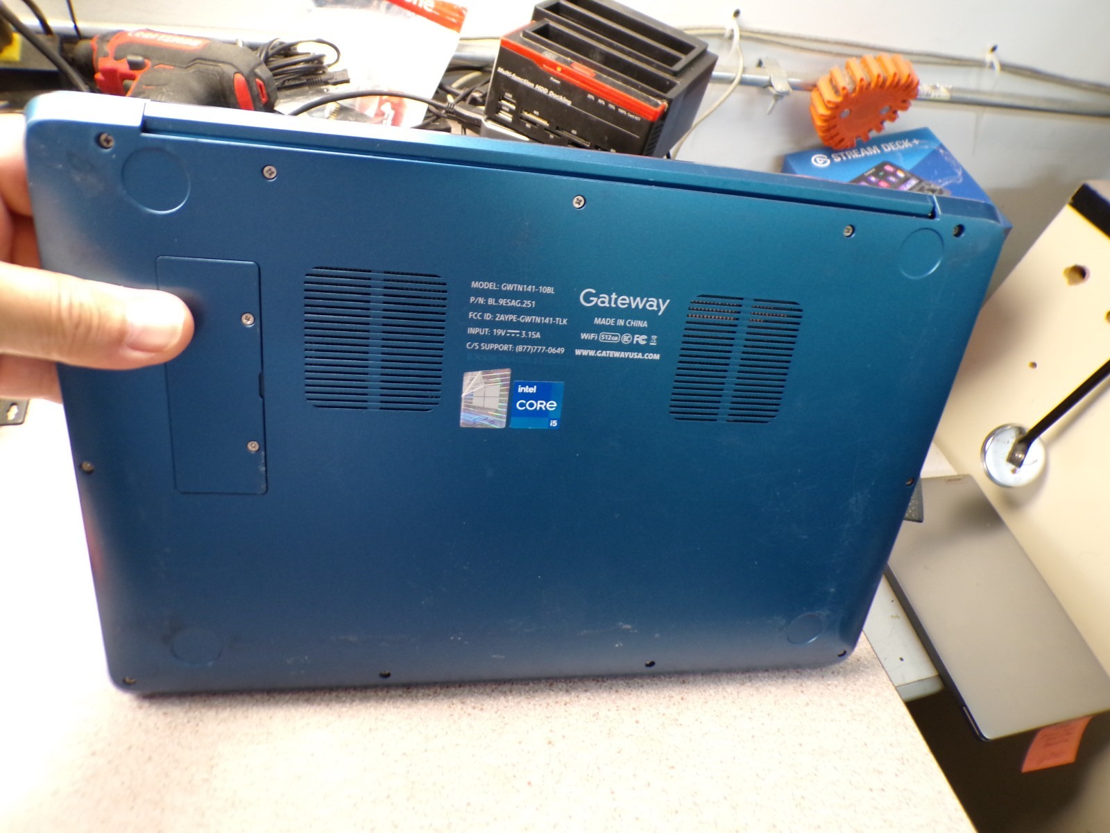 Gateway GWTN141-10BL 14.1″ FHD i5-1135G7 2.4GHz Intel Iris Xe Graphics 16GB #547