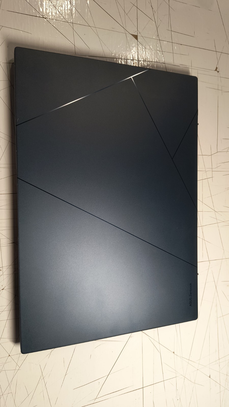 Asus Zenbook 14 OLED UX3402ZA-KM020W 14″ 2.8K Monitor Intel Core i5-1240P