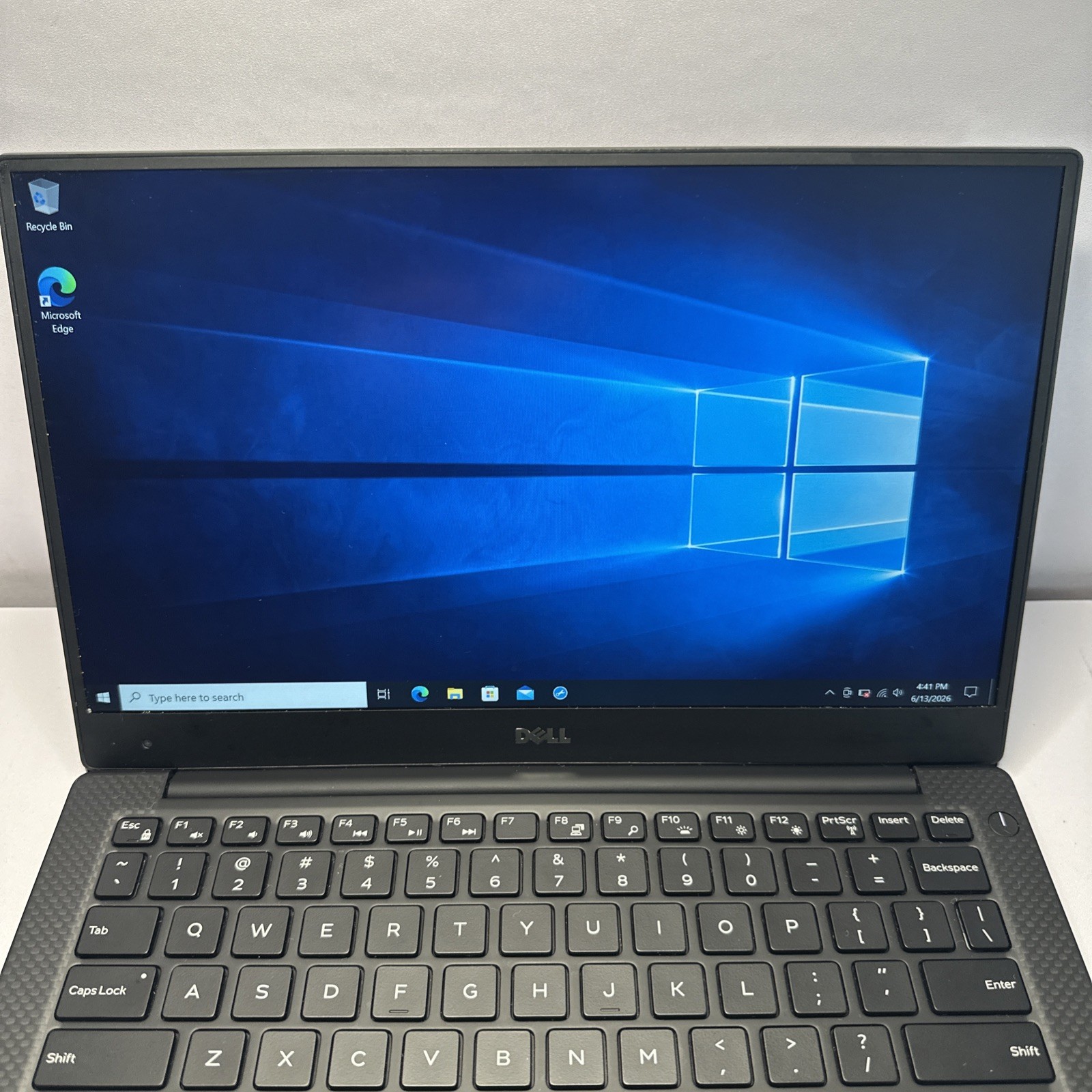 MINT Dell XPS 13 9360 TS FHD+ Intel i5-7th Gen 2.50GHz 8GB RAM 256GB SSD Win 10