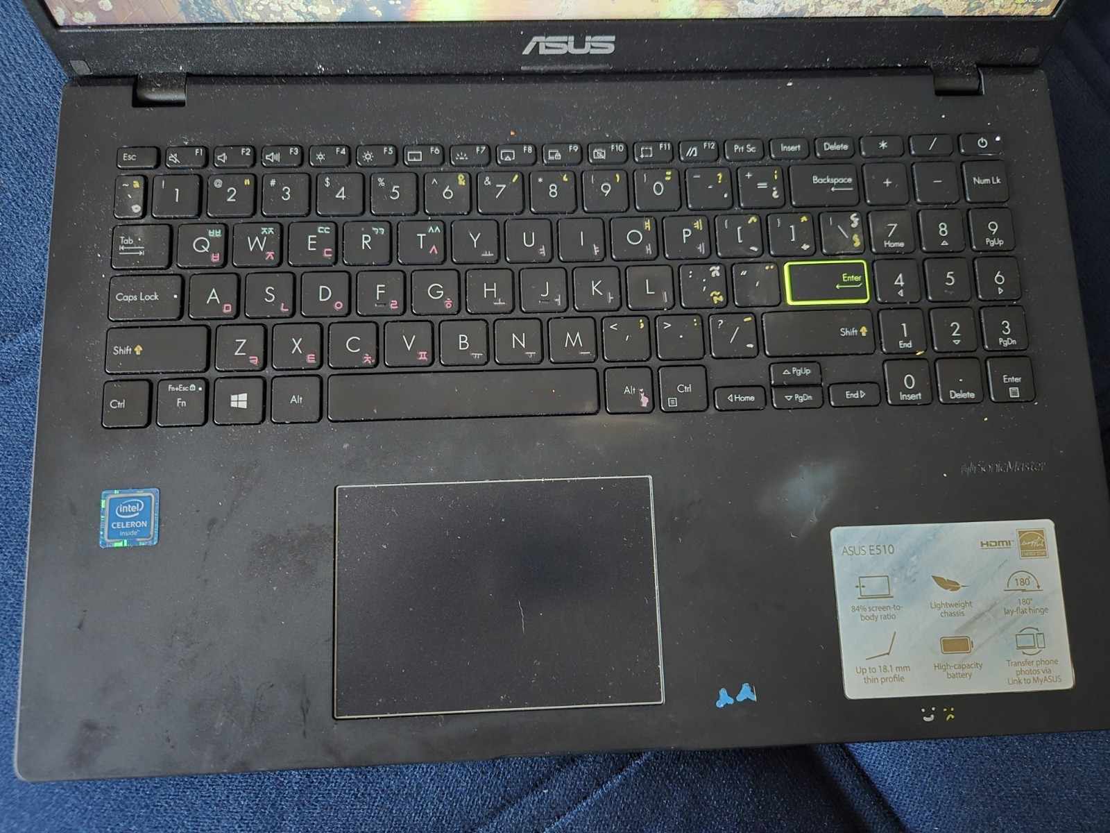 ASUS VivoBook 15 15.6″ (64GB eMMC, Intel Celeron N, ‎2.8 GHz, 4GB) Laptop