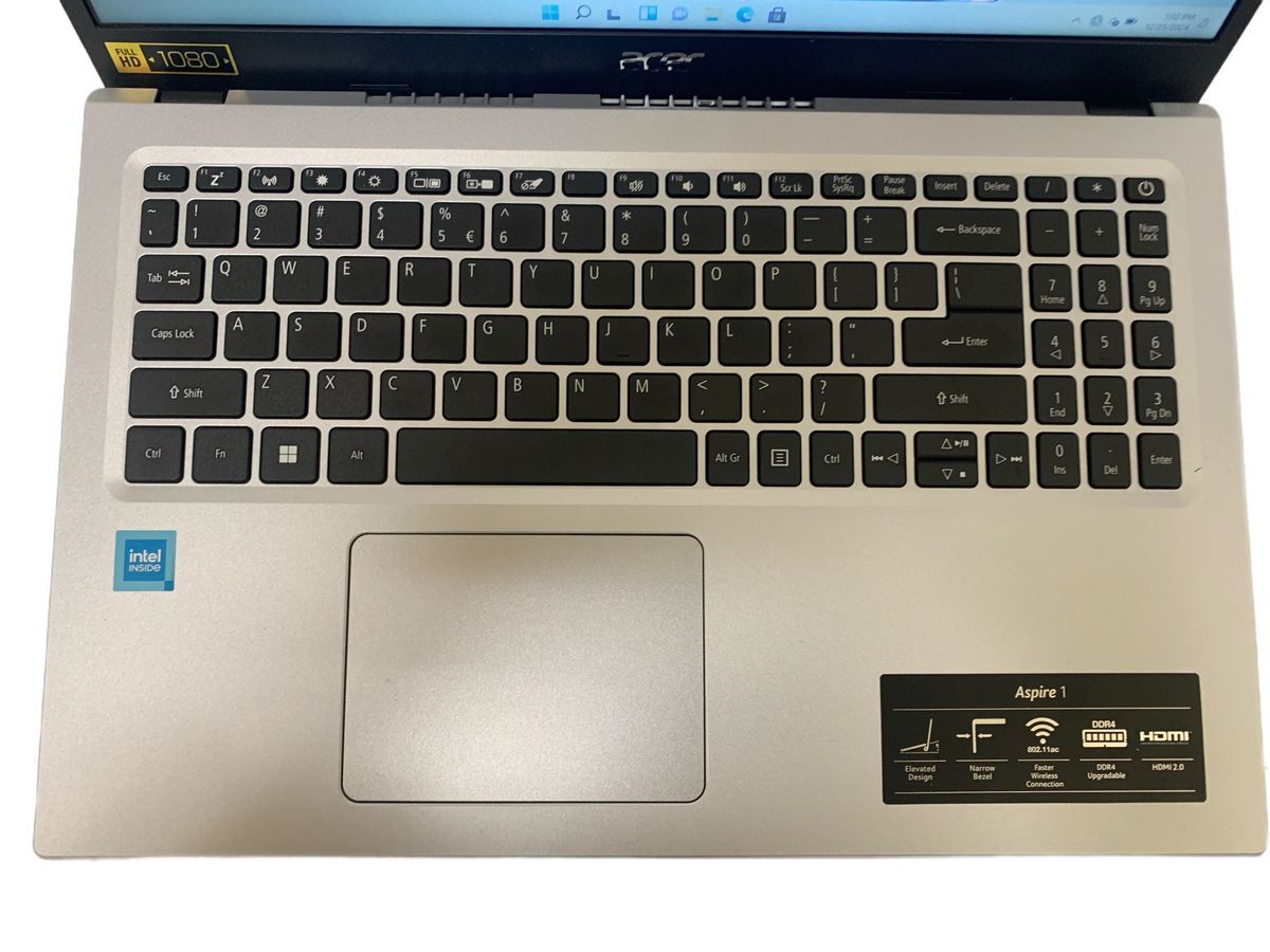 15,6″ Aspire 1 Slim Laptop, 4 GB RAM, 128 GB SSD Storage, Intel Dual-core