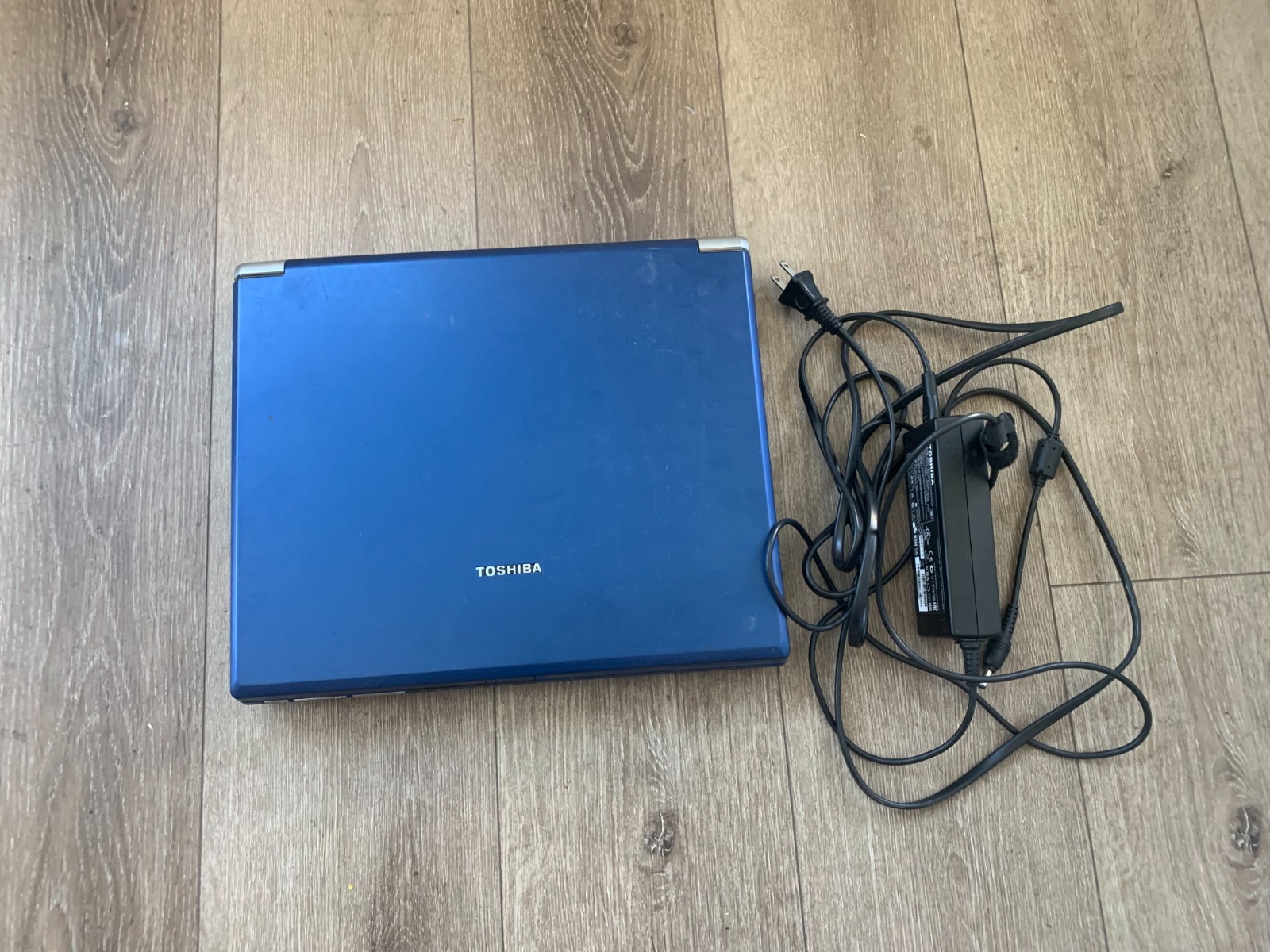 Toshiba Satellite A35-S159 15″ Intel Pentium 4 2.30GHz 768MB RAM 60GB IDE HDD