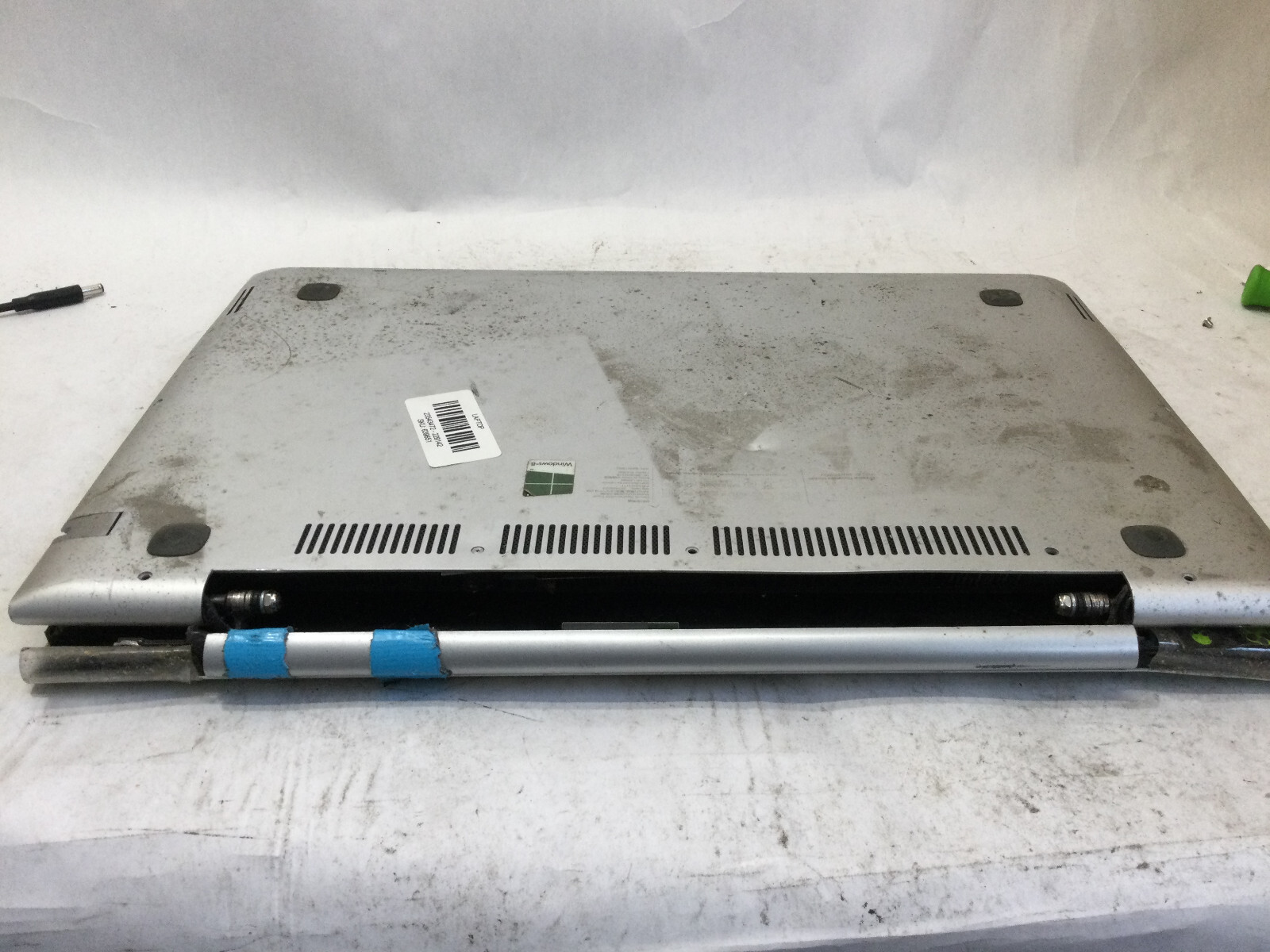 LENOVO IDEAPAD U530 TOUCH – FOR PARTS – BROKEN HINGES – INTEL I7 – READ DESC -BB