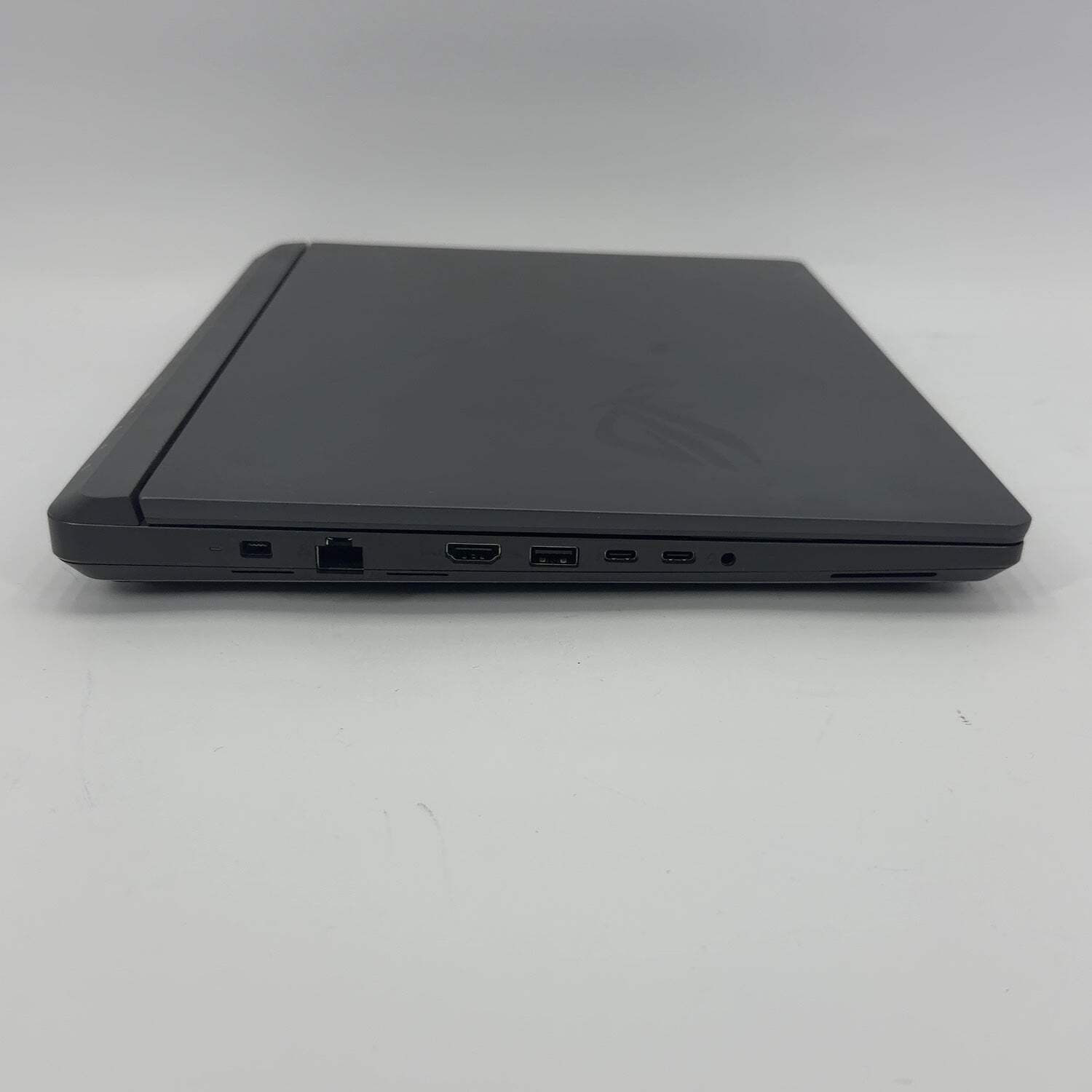 Asus ROG Strix G16 16″ Core Ultra 9 275HX 2.7GHz 32GB RAM 4TB SSD RTX 5080