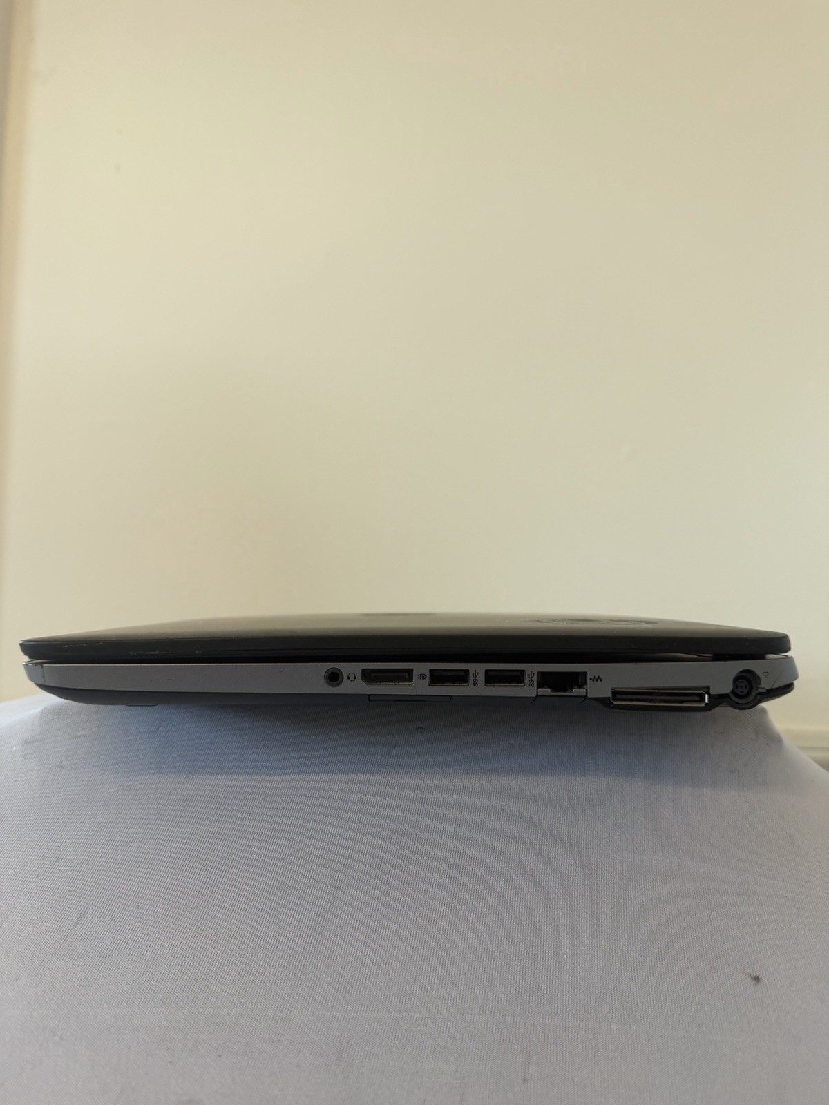 HP Elitebook 850 G2 Laptop – Good Screen – Intel i5-5200U – RAM 8 GB – Read Des