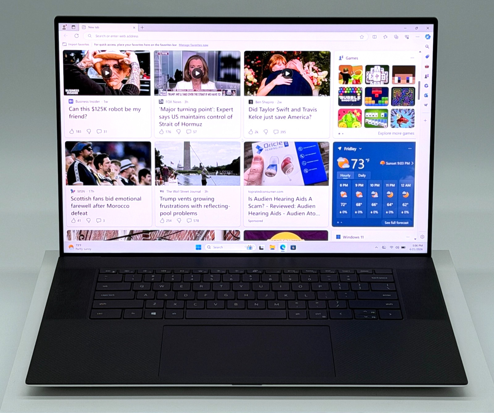 *FAST* Dell XPS 17 – CORE i9 – 64GB RAM – 2TB – NVIDIA RTX 3060 – 4K UHD