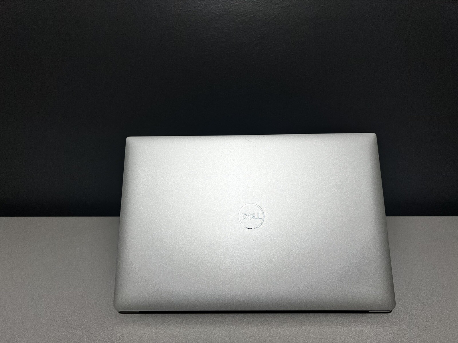 CLEAN – Dell XPS 15 7590 Intel Core i5-9300H 8GB RAM, 256GB SSD Windows 11 PRO