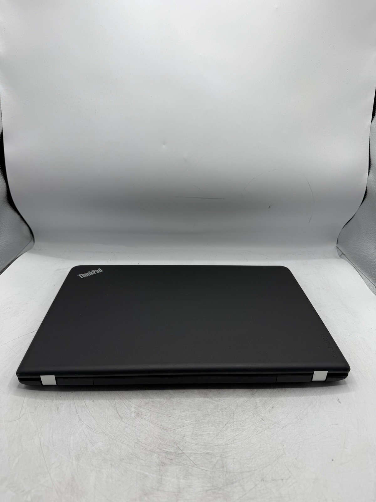 Lenovo ThinkPad E560 15.6” I5-6200U 2.30Ghz 8GB RAM 128GB SSD Win10P