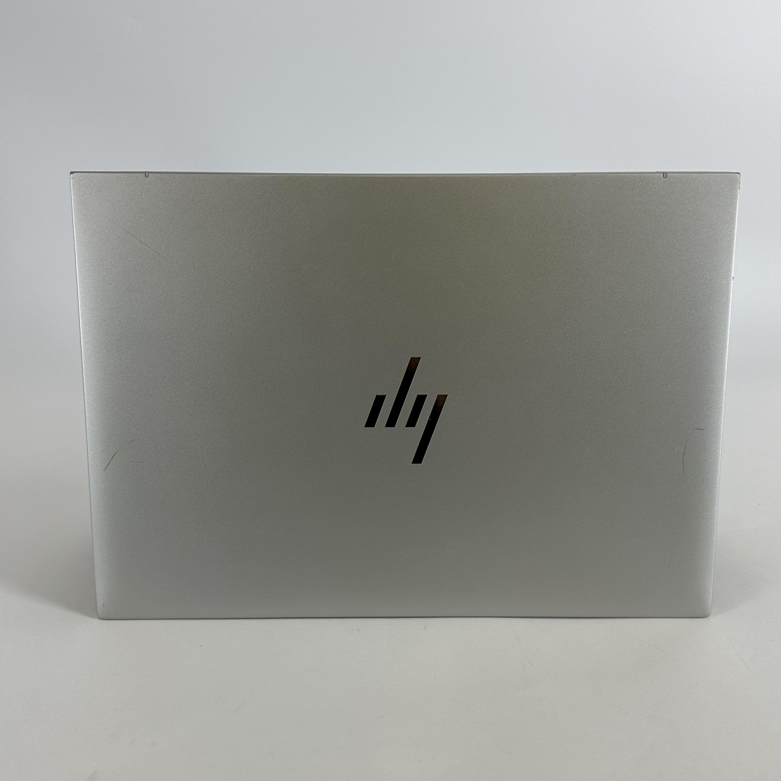 HP Elitebook 845 G9 14 FHD+ 3.2 GHz Ryzen 7 PRO 6850HS 8GB 512GB SSD Very Good