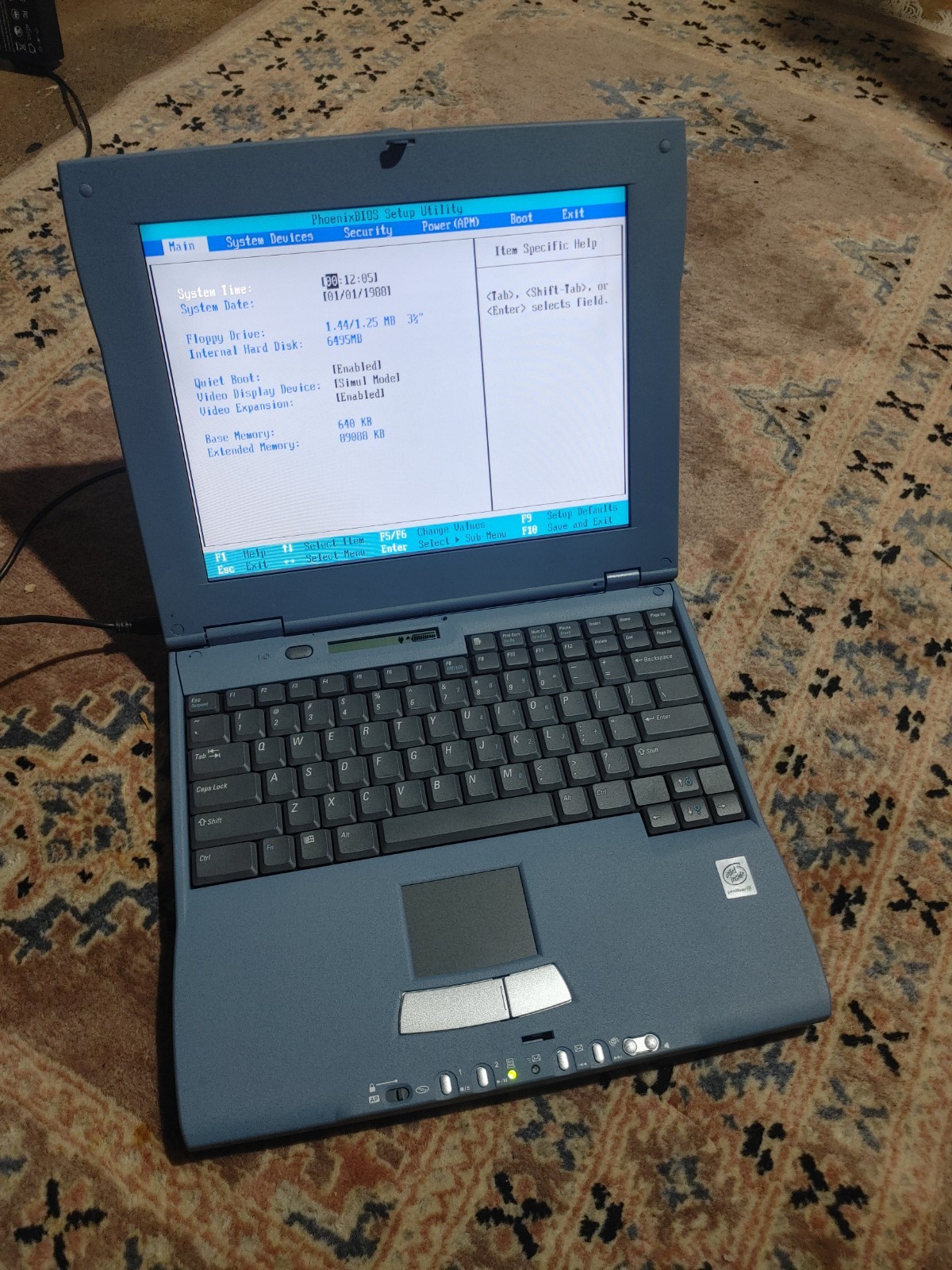 Vintage 1990s Sceptre SoundX 5300 Laptop Powers On No Os
