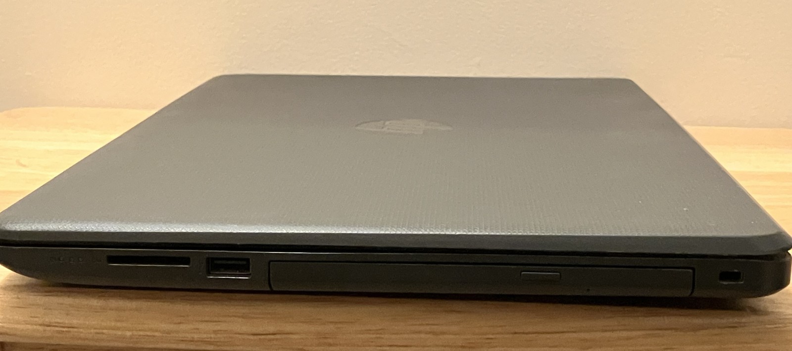 Gently Used HP 250 G6 Notebook Intel i5-7200 250gb SSD 8GB Ram Win 10 Pro