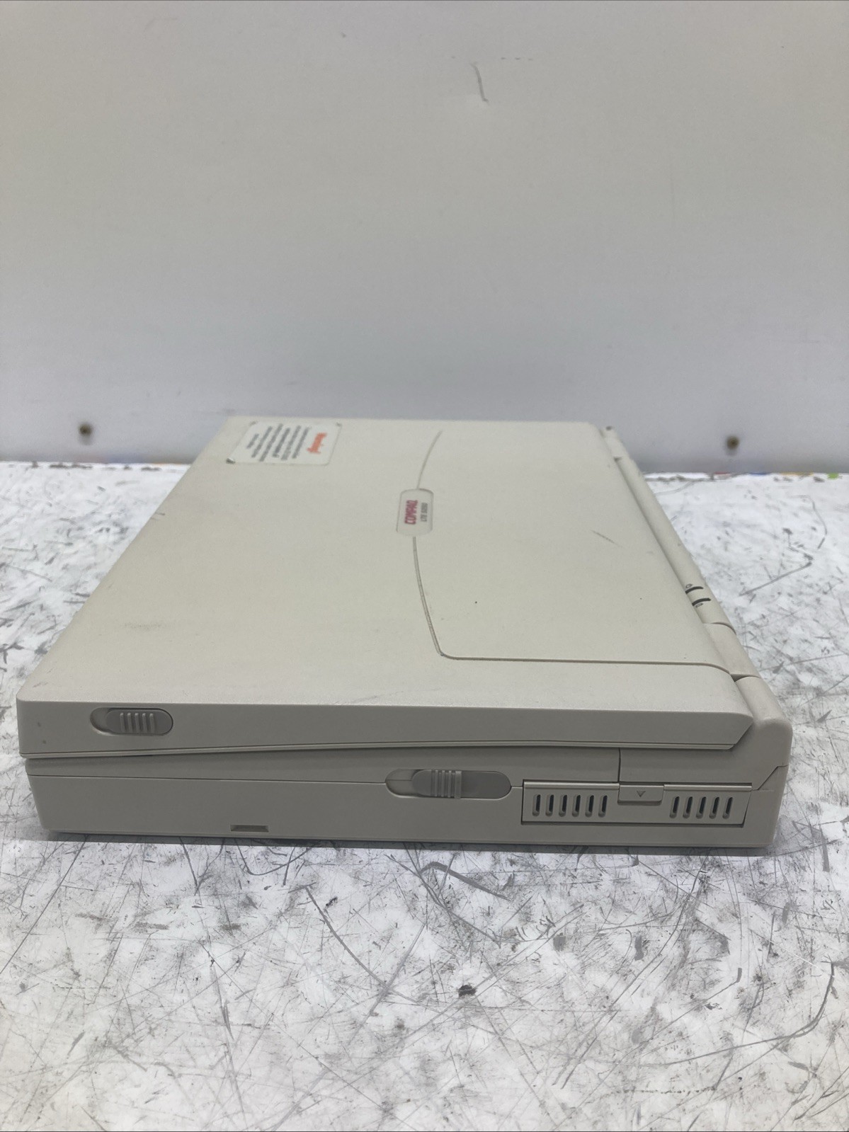 Compaq 2880H Intel Pentium 120MHz 16MB No HDD Boot to BIOS