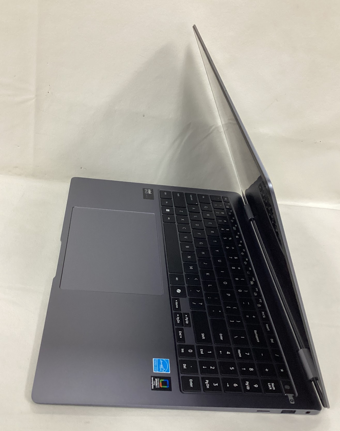 Samsung Galaxy Book4 Pro 360 2-in-1 Laptop, 16″ 3K AMOLED Touchscreen,Win 11 pro