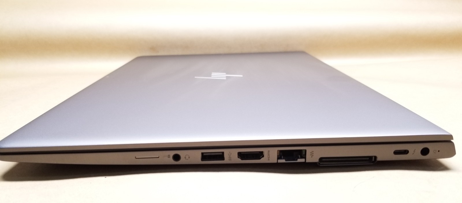 HP Zbook 15u G5 15.6″ Laptop i7-8550U, 12GB RAM 256GB SSD PRO WX 3100 WIN 11 PRO