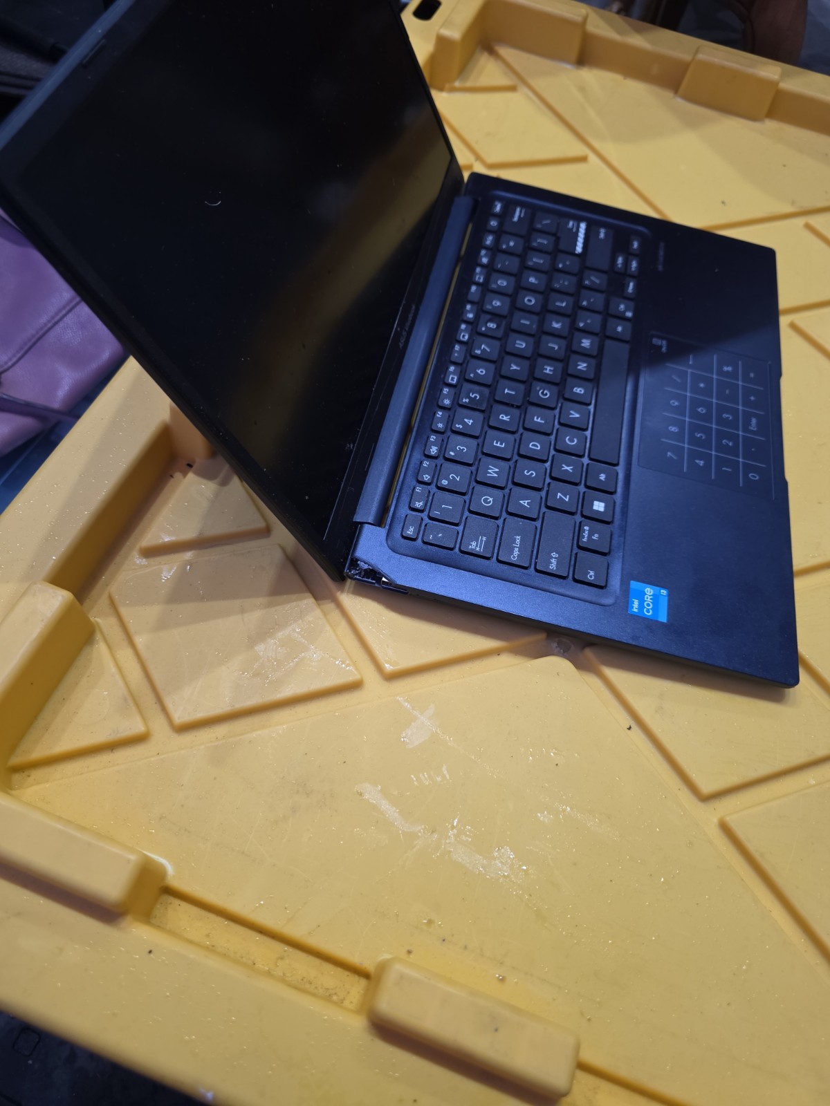 ASUS Vivobook 14 X1404Z Laptop (X1404ZA-I38128) – AS IS / F P Repair – No Charge